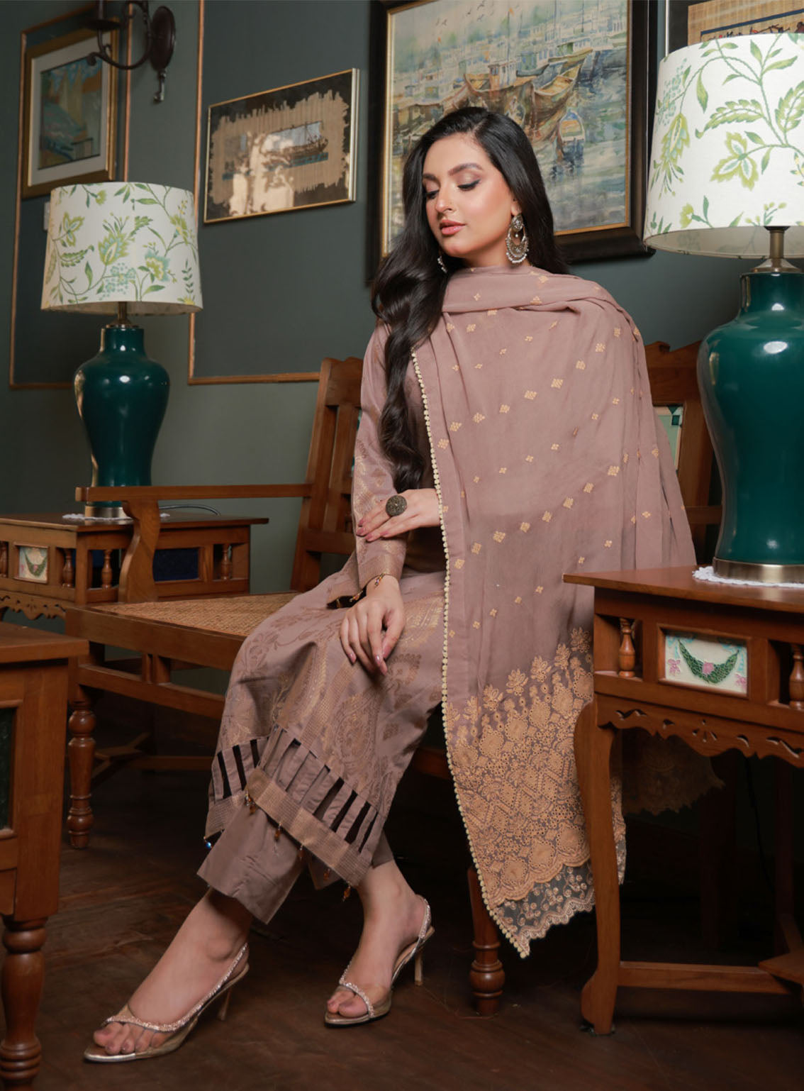 Soifia By Schick Broshia Banarsi Lawn 3 Piece Unstitched Suit SDH24SBBL-09 Soifia By Schick Broshia Banarsi Lawn 3 Piece Unstitched Suit SDH24SBBL-09