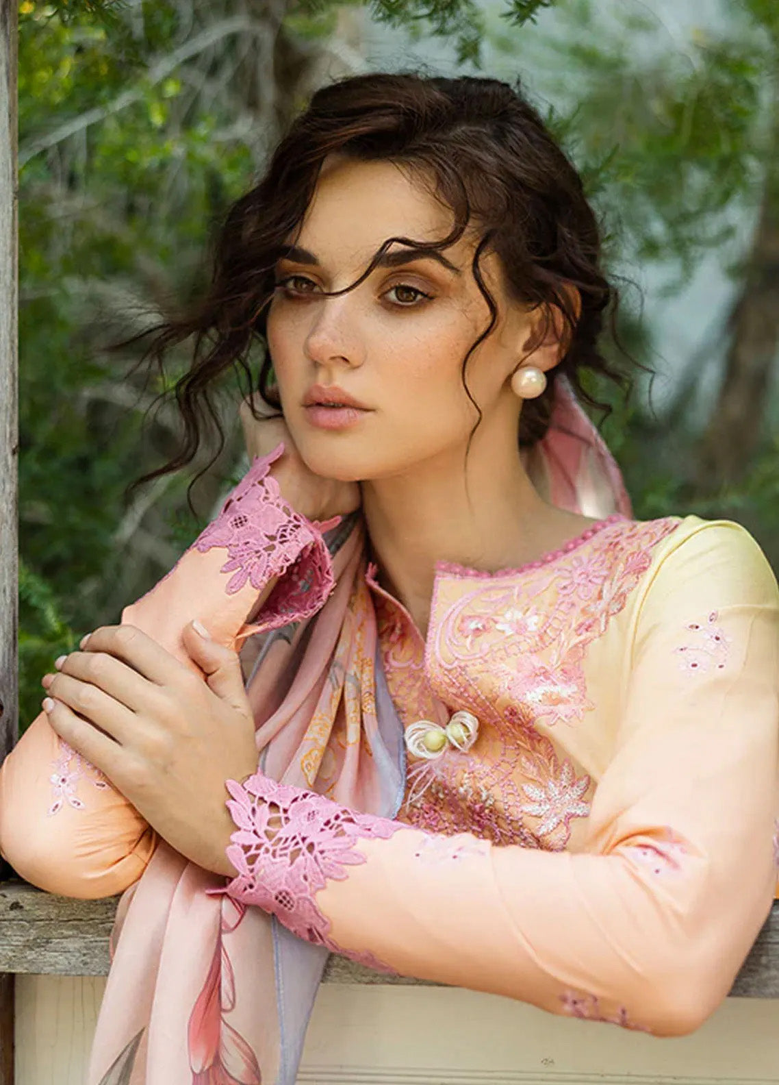 Solace Ombre By Mushq Chikankari 3 Piece Unstitched Suit MQ25SO D-04 RISATE Solace Ombre By Mushq Chikankari 3 Piece Unstitched Suit MQ25SO D-04 RISATE