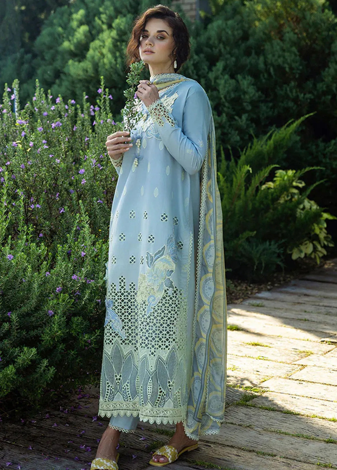 Solace Ombre By Mushq Chikankari 3 Piece Unstitched Suit MQ25SO D-05 INTESA Solace Ombre By Mushq Chikankari 3 Piece Unstitched Suit MQ25SO D-05 INTESA