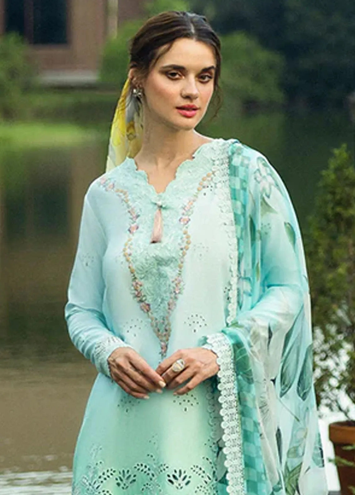 Solace Ombre By Mushq Chikankari 3 Piece Unstitched Suit MQ25SO D-06 FAMIGLIA Solace Ombre By Mushq Chikankari 3 Piece Unstitched Suit MQ25SO D-06 FAMIGLIA