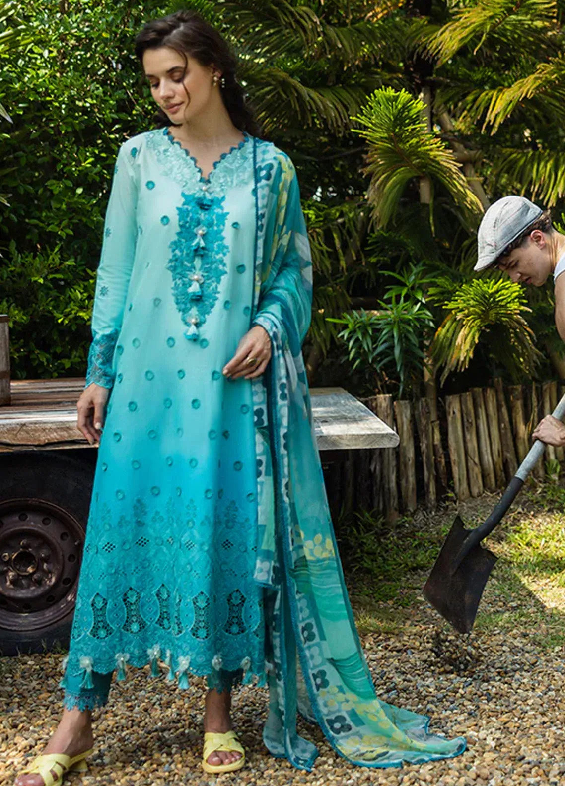 Solace Ombre By Mushq Chikankari 3 Piece Unstitched Suit MQ25SO D-09 AMORE Solace Ombre By Mushq Chikankari 3 Piece Unstitched Suit MQ25SO D-09 AMORE