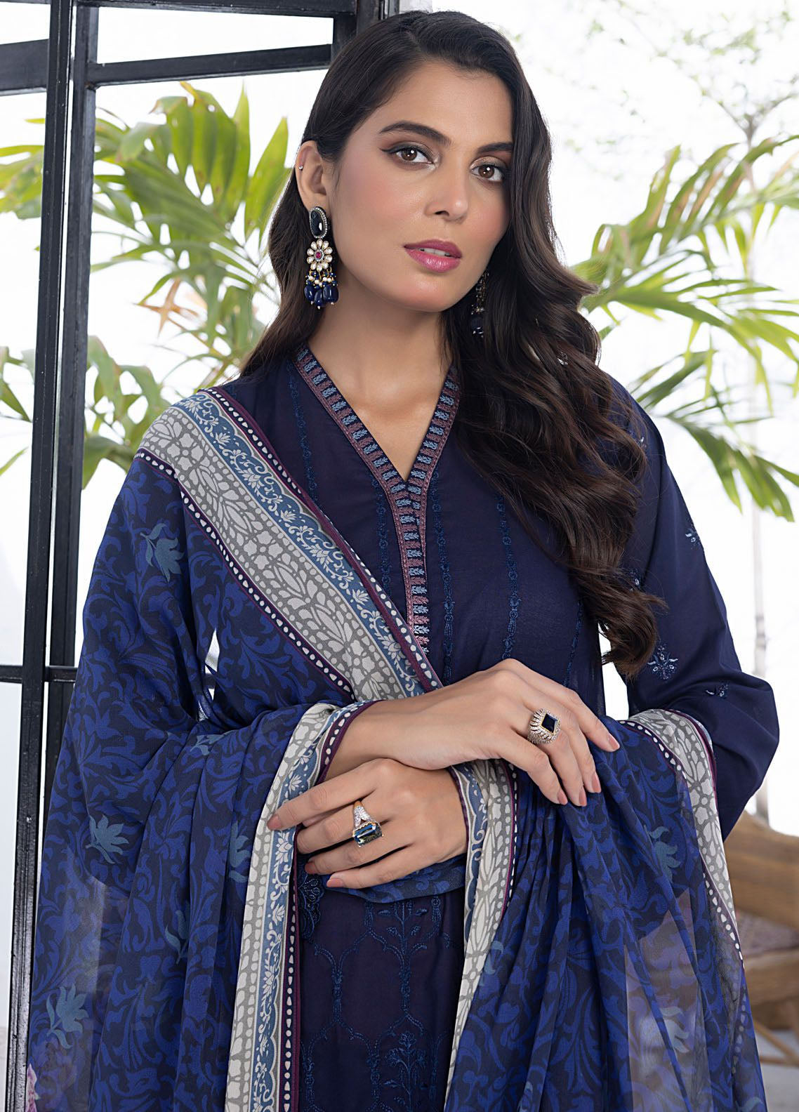 Spring By LSM Lakahny Embroidered Lawn 3 Piece Unstitched Suit LSM24SEL-LG-IZ-0122 Spring By LSM Lakahny Embroidered Lawn 3 Piece Unstitched Suit LSM24SEL-LG-IZ-0122