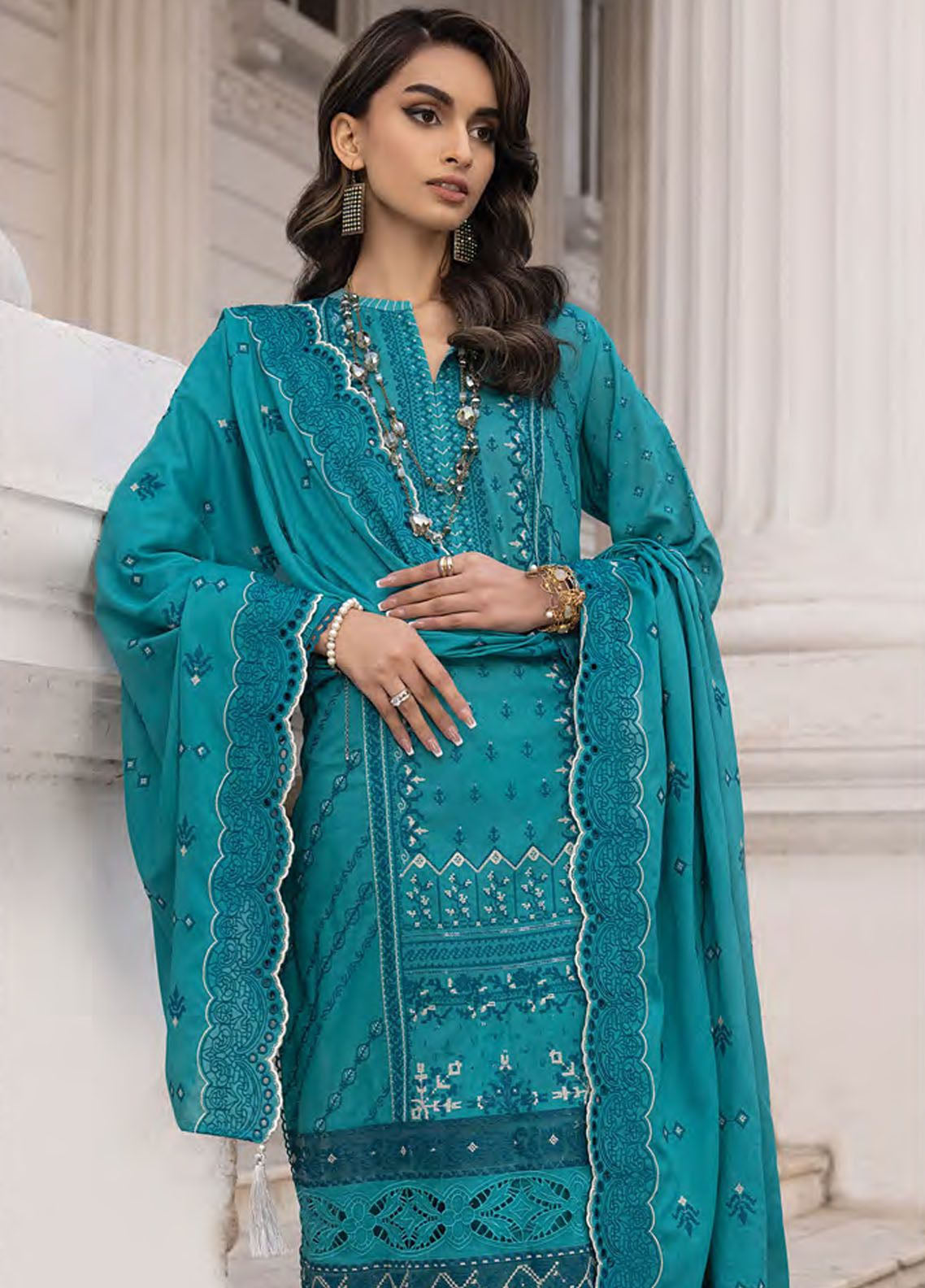Spring By LSM Lakhany Embroidered Lawn 3 Piece Unstitched Suit LSM24S LG-AA-0017 Spring By LSM Lakhany Embroidered Lawn 3 Piece Unstitched Suit LSM24S LG-AA-0017
