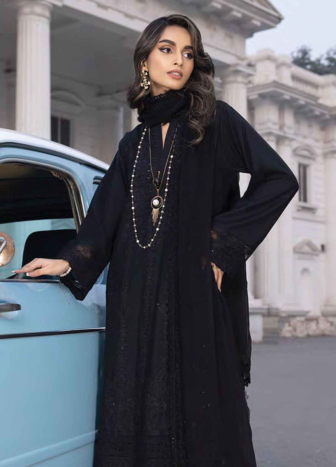 Spring By LSM Lakhany Embroidered Lawn 3 Piece Unstitched Suit LSM24S LG-IZ-0111 Spring By LSM Lakhany Embroidered Lawn 3 Piece Unstitched Suit LSM24S LG-IZ-0111