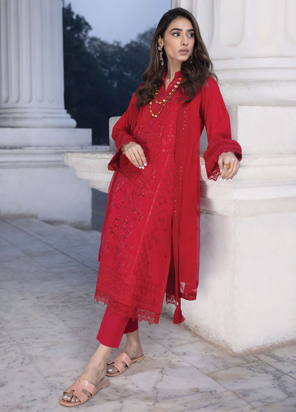 Spring By LSM Lakhany Embroidered Lawn 3 Piece Unstitched Suit LSM24S LG-IZ-0152 Spring By LSM Lakhany Embroidered Lawn 3 Piece Unstitched Suit LSM24S LG-IZ-0152