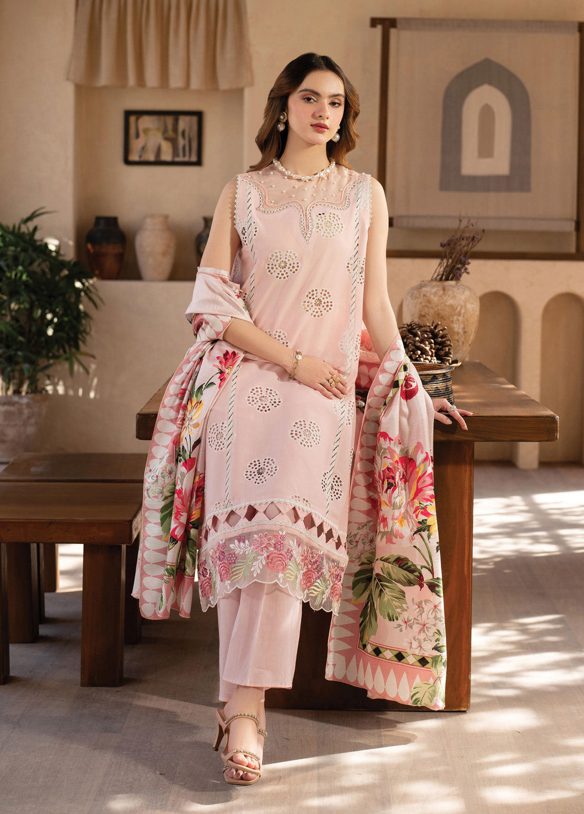 Stella By Mahnur Embroidered Lawn 3 Piece Unstitched Suit MN25S D-01A MARIBELLE Stella By Mahnur Embroidered Lawn 3 Piece Unstitched Suit MN25S D-01A MARIBELLE