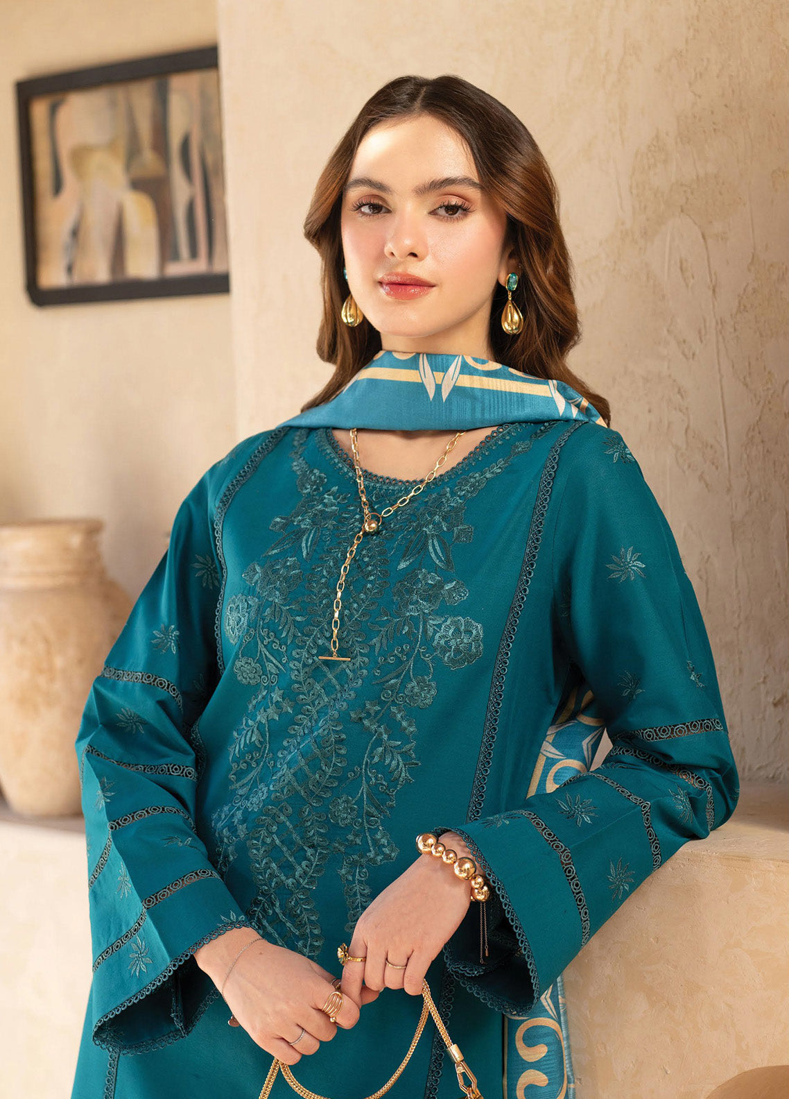 Stella By Mahnur Embroidered Lawn 3 Piece Unstitched Suit MN25S D-03B SEPHORA Stella By Mahnur Embroidered Lawn 3 Piece Unstitched Suit MN25S D-03B SEPHORA