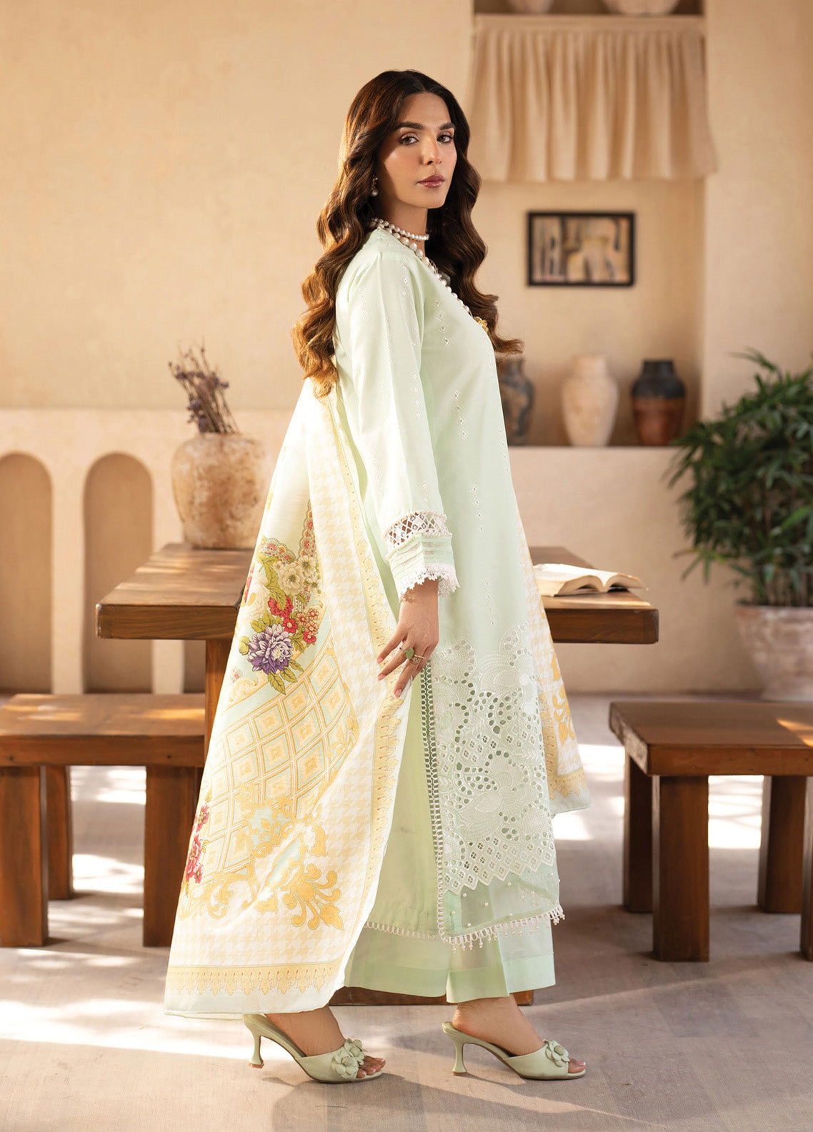 Stella By Mahnur Embroidered Lawn 3 Piece Unstitched Suit MN25S D-05B DELPHINE Stella By Mahnur Embroidered Lawn 3 Piece Unstitched Suit MN25S D-05B DELPHINE