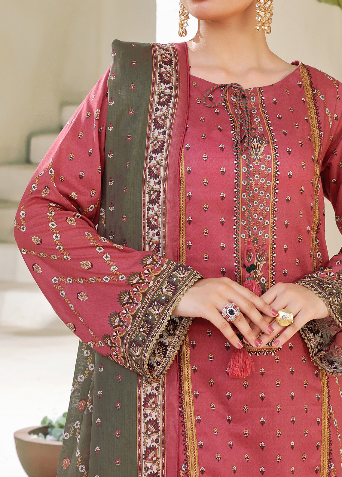 Sufina's By VS Textile Printed Lawn 3 Piece Unstitched Suit VS25PLV2 D-655 Sufina's By VS Textile Printed Lawn 3 Piece Unstitched Suit VS25PLV2 D-655