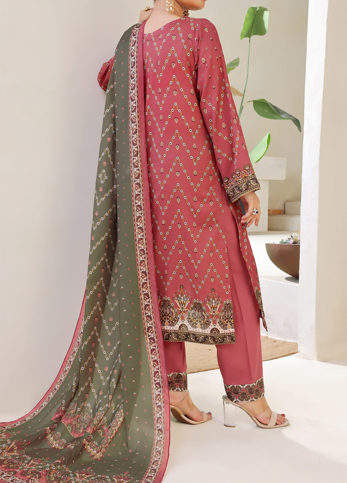 Sufina's By VS Textile Printed Lawn 3 Piece Unstitched Suit VS25PLV2 D-655 Sufina's By VS Textile Printed Lawn 3 Piece Unstitched Suit VS25PLV2 D-655