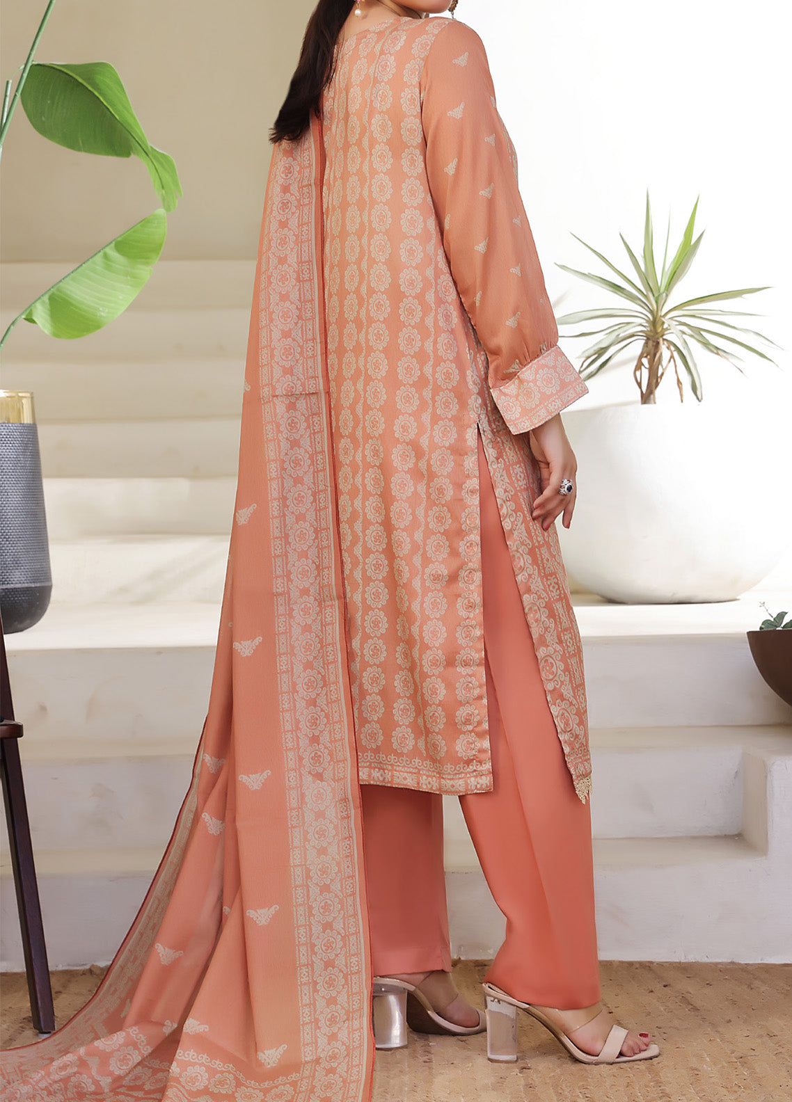 Sufina's By VS Textile Printed Lawn 3 Piece Unstitched Suit VS25PLV2 D-658 Sufina's By VS Textile Printed Lawn 3 Piece Unstitched Suit VS25PLV2 D-658