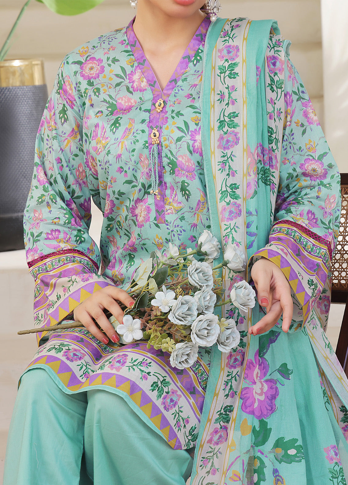 Sufina's By VS Textile Printed Lawn 3 Piece Unstitched Suit VS25PLV2 D-659 Sufina's By VS Textile Printed Lawn 3 Piece Unstitched Suit VS25PLV2 D-659