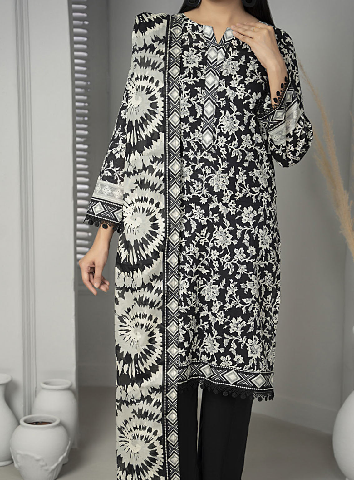 Sufinas By VS Textile Printed Lawn Black & White 3 Piece Unstitched Suit VS24S B&W D-511 Sufinas By VS Textile Printed Lawn Black & White 3 Piece Unstitched Suit VS24S B&W D-511