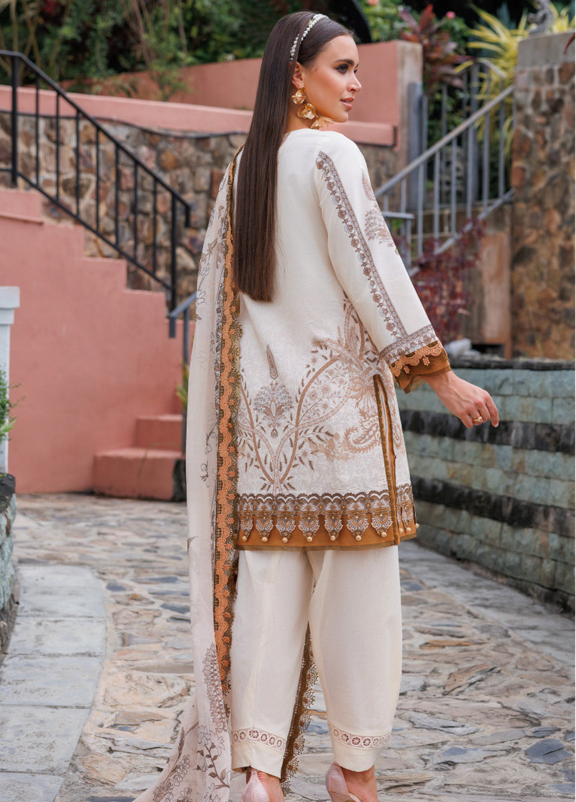 Summer Glory By Jade Embroidered Lawn 3 Piece Unstitched Suit JD2SG D-20621 Summer Glory By Jade Embroidered Lawn 3 Piece Unstitched Suit JD2SG D-20621