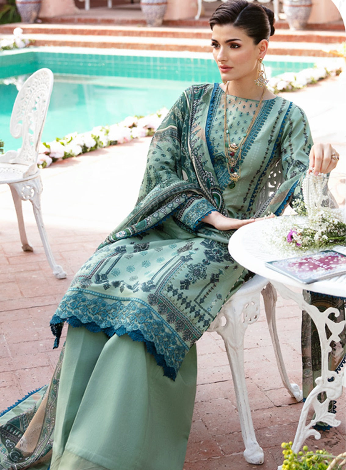 Summer Glow By Gulaal Embroidered Lawn 3 Piece Unstitched Suit GL24SG D-05 ANADIYA Summer Glow By Gulaal Embroidered Lawn 3 Piece Unstitched Suit GL24SG D-05 ANADIYA