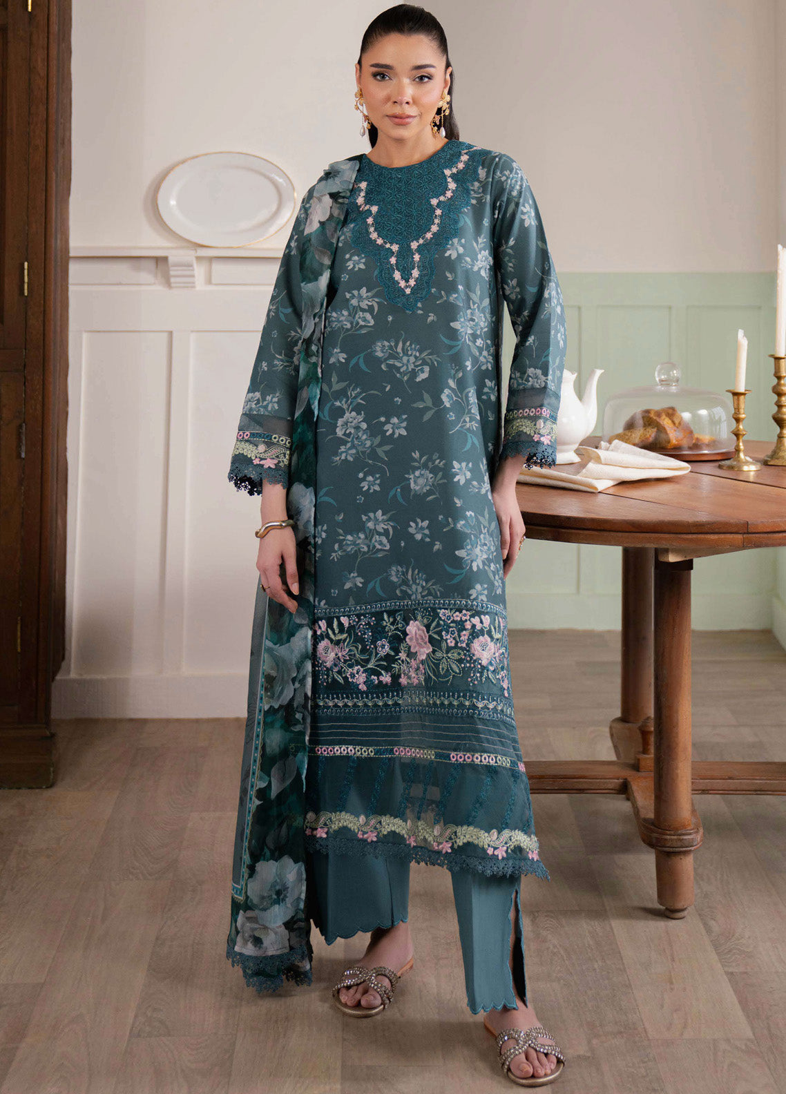 Summer Line-II By Neeshay Embroidered Lawn 3 Piece Unstitched Suit NE25SLV2 D-BOTANIC FLOW Summer Line-II By Neeshay Embroidered Lawn 3 Piece Unstitched Suit NE25SLV2 D-BOTANIC FLOW