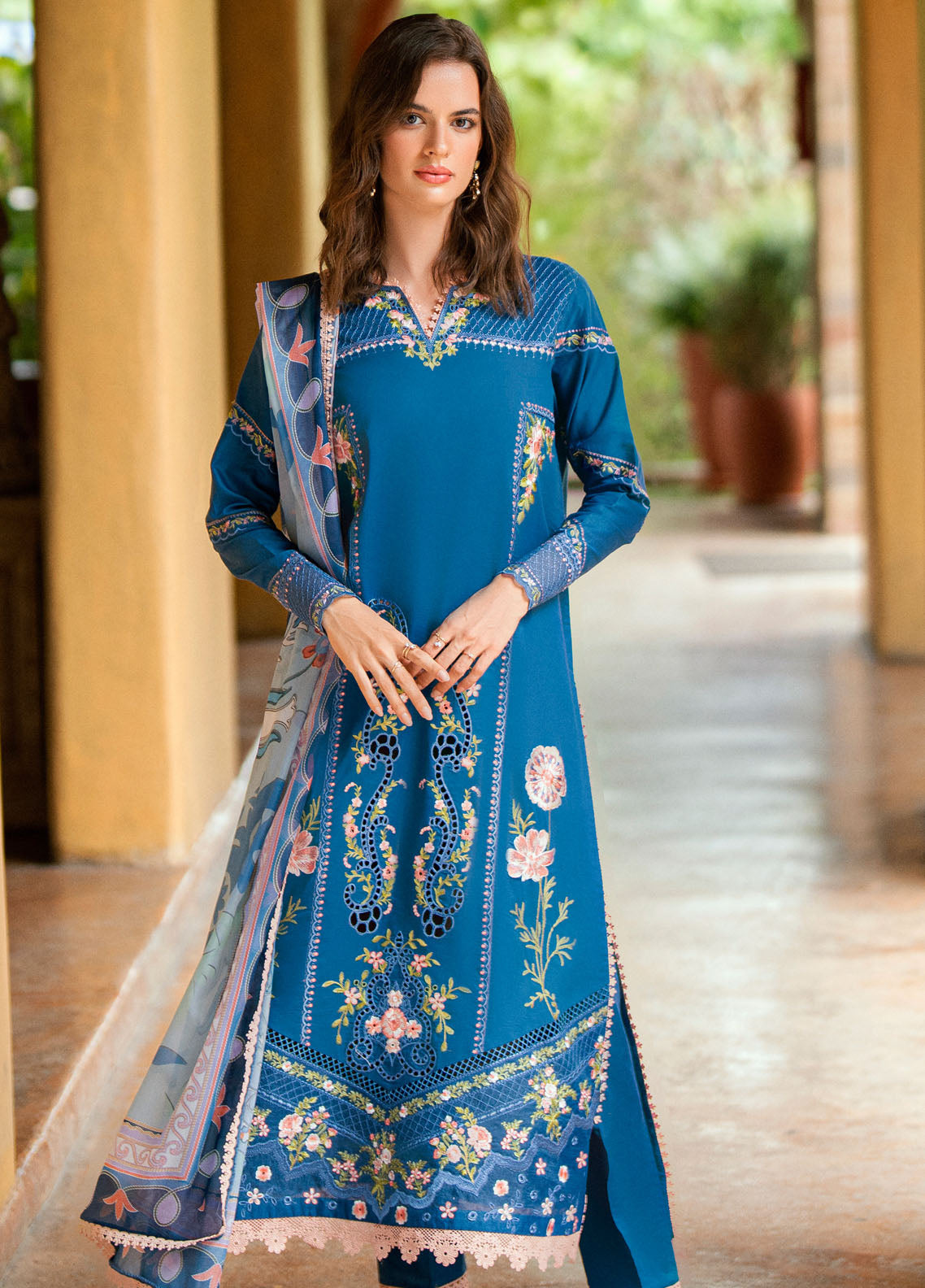 Summer Reverie By Roheenaz Embroidered Lawn 3 Piece Unstitched Suit RNZ25SRLL D-1A ISORIA Summer Reverie By Roheenaz Embroidered Lawn 3 Piece Unstitched Suit RNZ25SRLL D-1A ISORIA