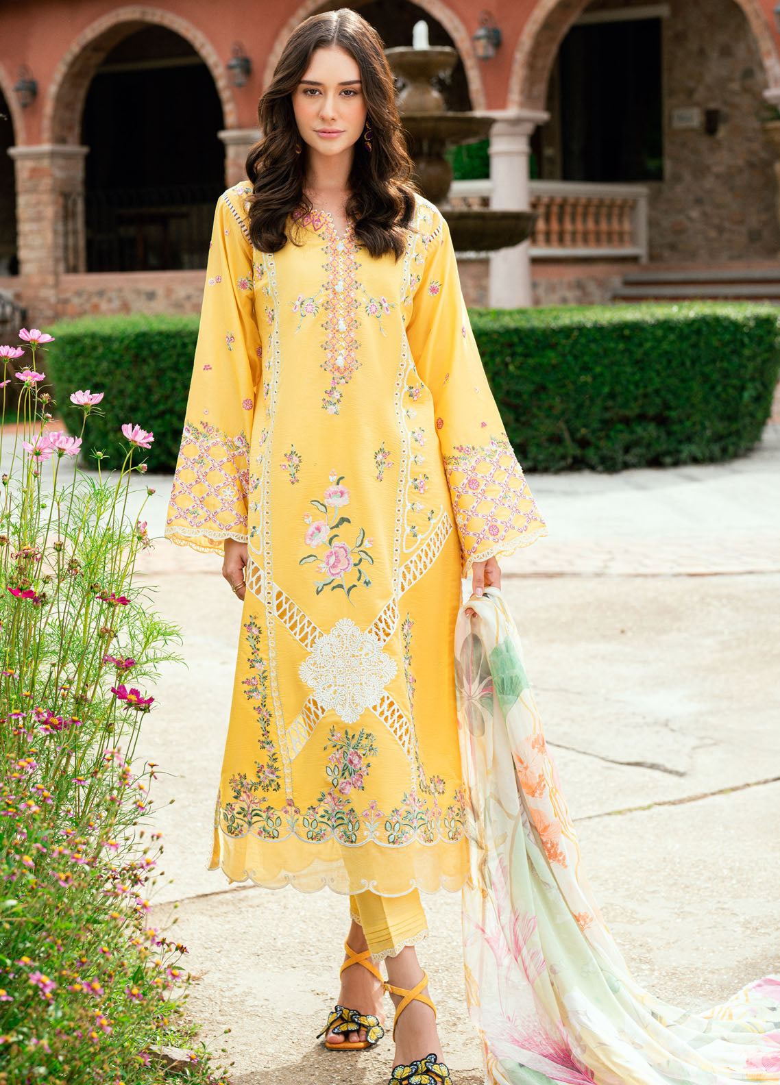 Summer Reverie By Roheenaz Embroidered Lawn 3 Piece Unstitched Suit RNZ25SRLL D-3B LUNARA Summer Reverie By Roheenaz Embroidered Lawn 3 Piece Unstitched Suit RNZ25SRLL D-3B LUNARA