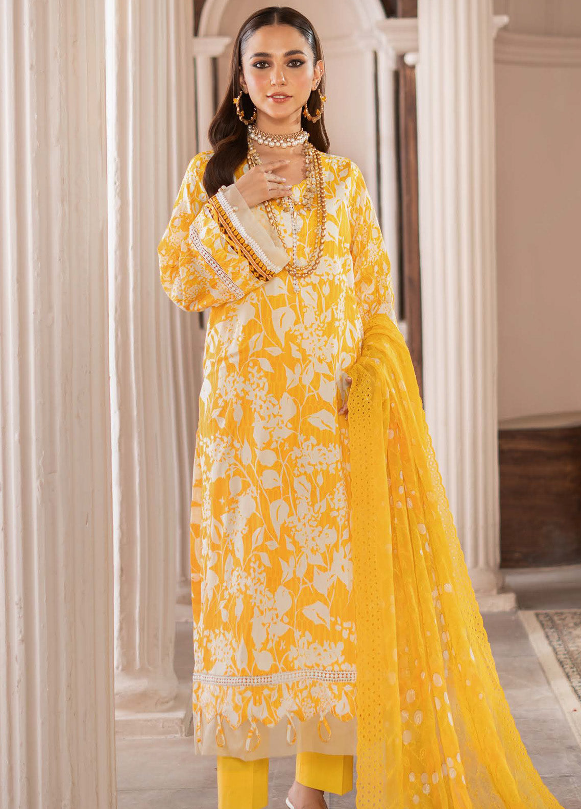 Sunshine Bloom By Alzohaib Chikankari Lawn 3 Piece Unstitched Suit AZ25SBEC D-06 Sunshine Bloom By Alzohaib Chikankari Lawn 3 Piece Unstitched Suit AZ25SBEC D-06