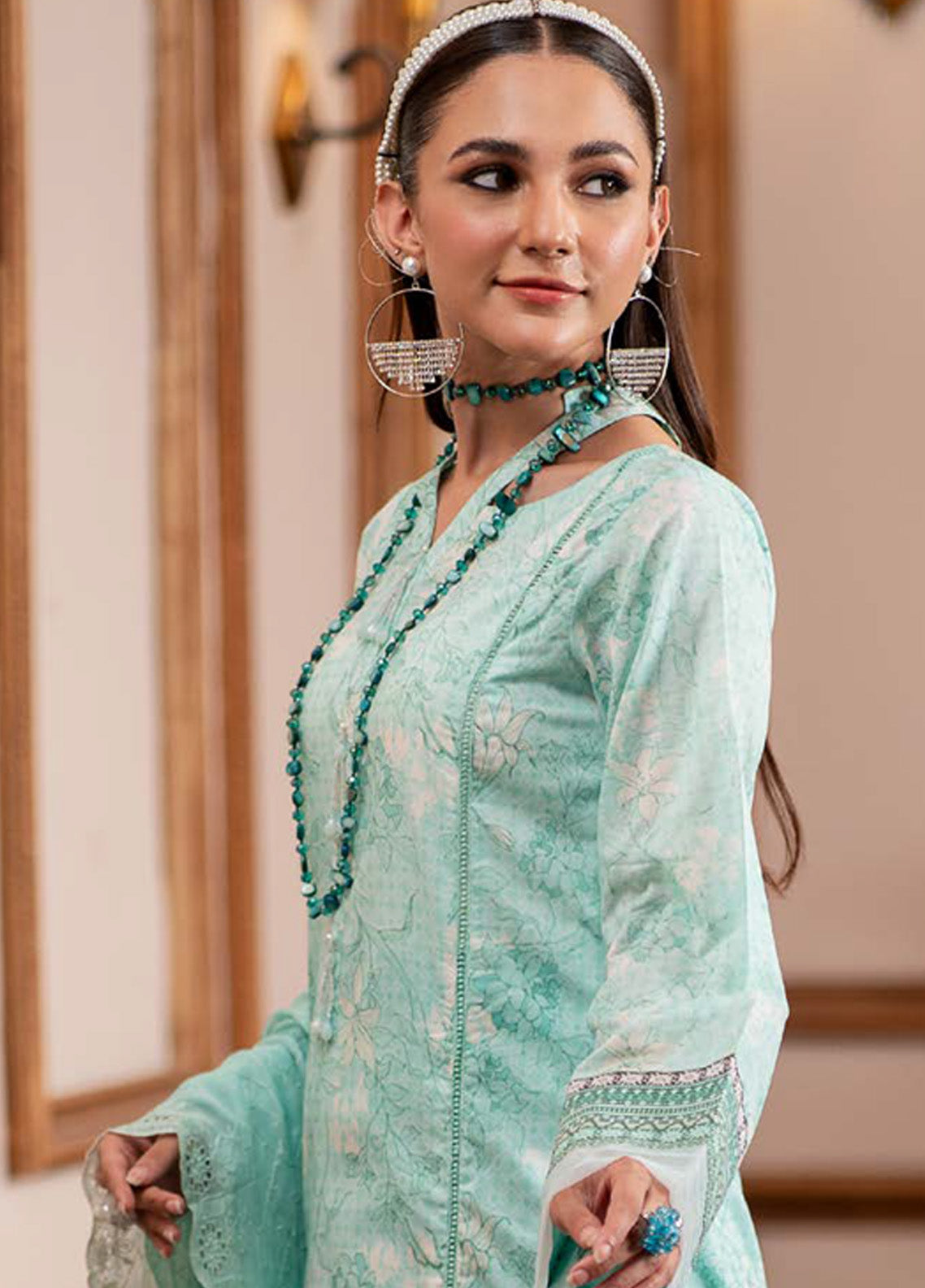 Sunshine Bloom By Alzohaib Chikankari Lawn 3 Piece Unstitched Suit AZ25SBEC D-12 Sunshine Bloom By Alzohaib Chikankari Lawn 3 Piece Unstitched Suit AZ25SBEC D-12