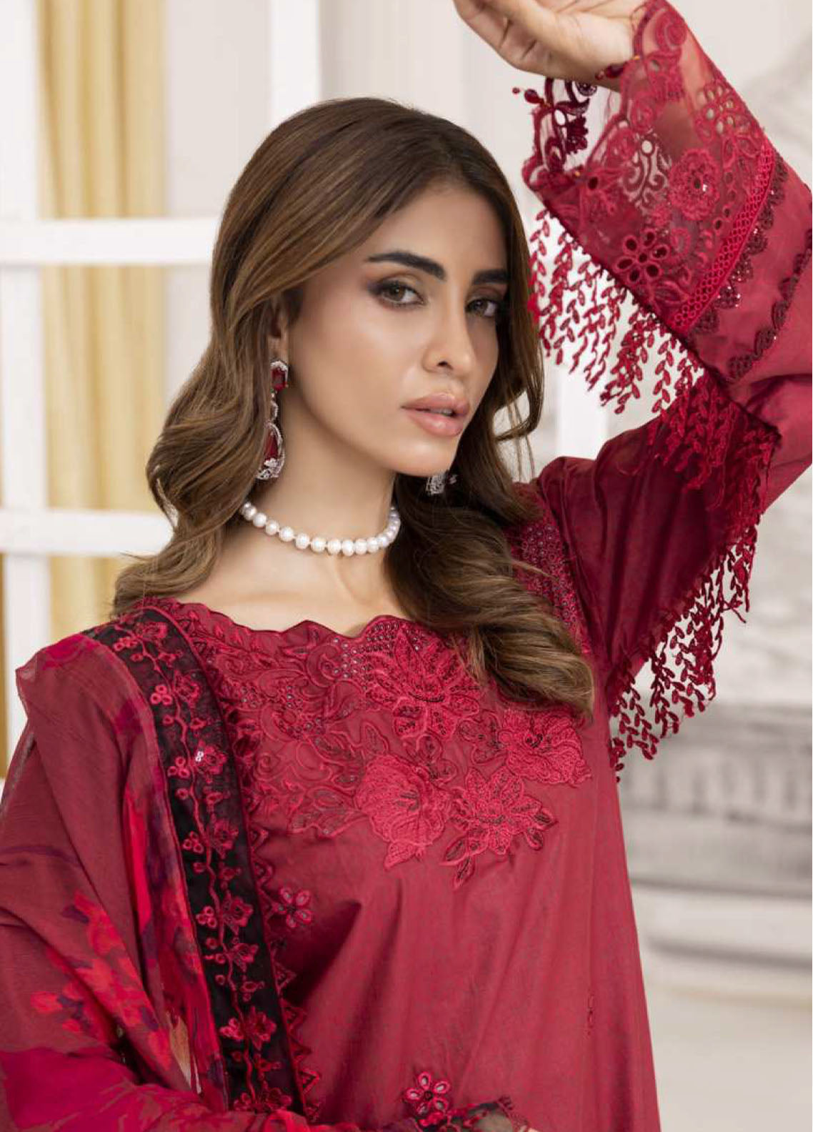 Sunshine Bloom By Alzohaib Chikankari Sequins 3 Piece Unstitched Suit AZ25SSBPV2 D-SPE-02 Sunshine Bloom By Alzohaib Chikankari Sequins 3 Piece Unstitched Suit AZ25SSBPV2 D-SPE-02