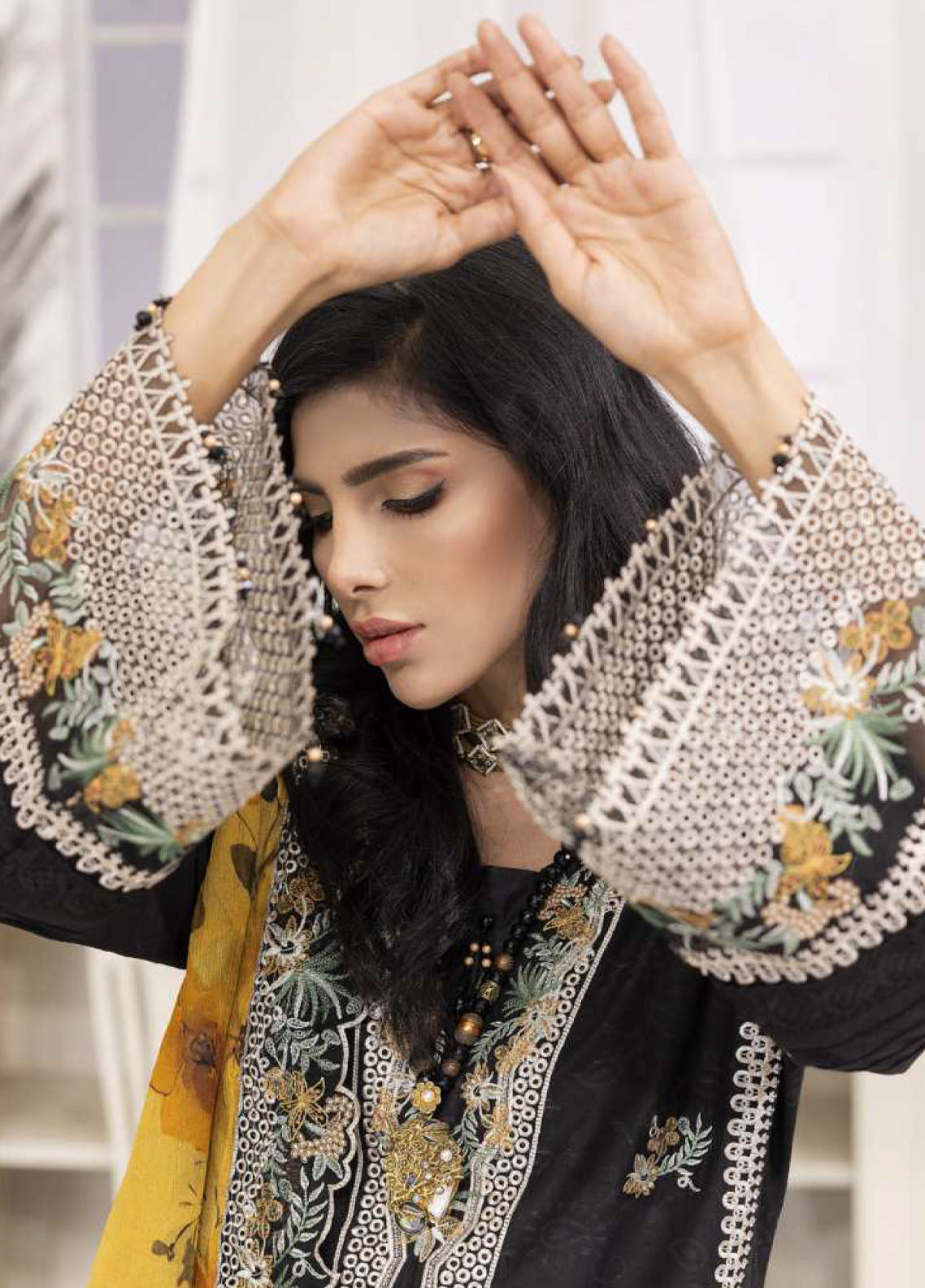 Sunshine Bloom By Alzohaib Chikankari Sequins 3 Piece Unstitched Suit AZ25SSBPV2 D-SPE-03 Sunshine Bloom By Alzohaib Chikankari Sequins 3 Piece Unstitched Suit AZ25SSBPV2 D-SPE-03
