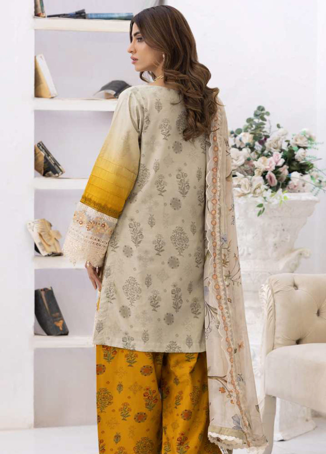 Sunshine Bloom By Alzohaib Chikankari Sequins 3 Piece Unstitched Suit AZ25SSBPV2 D-SPE-04 Sunshine Bloom By Alzohaib Chikankari Sequins 3 Piece Unstitched Suit AZ25SSBPV2 D-SPE-04