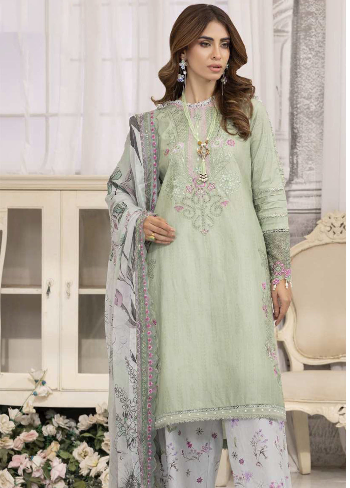 Sunshine Bloom By Alzohaib Chikankari Sequins 3 Piece Unstitched Suit AZ25SSBPV2 D-SPE-05 Sunshine Bloom By Alzohaib Chikankari Sequins 3 Piece Unstitched Suit AZ25SSBPV2 D-SPE-05