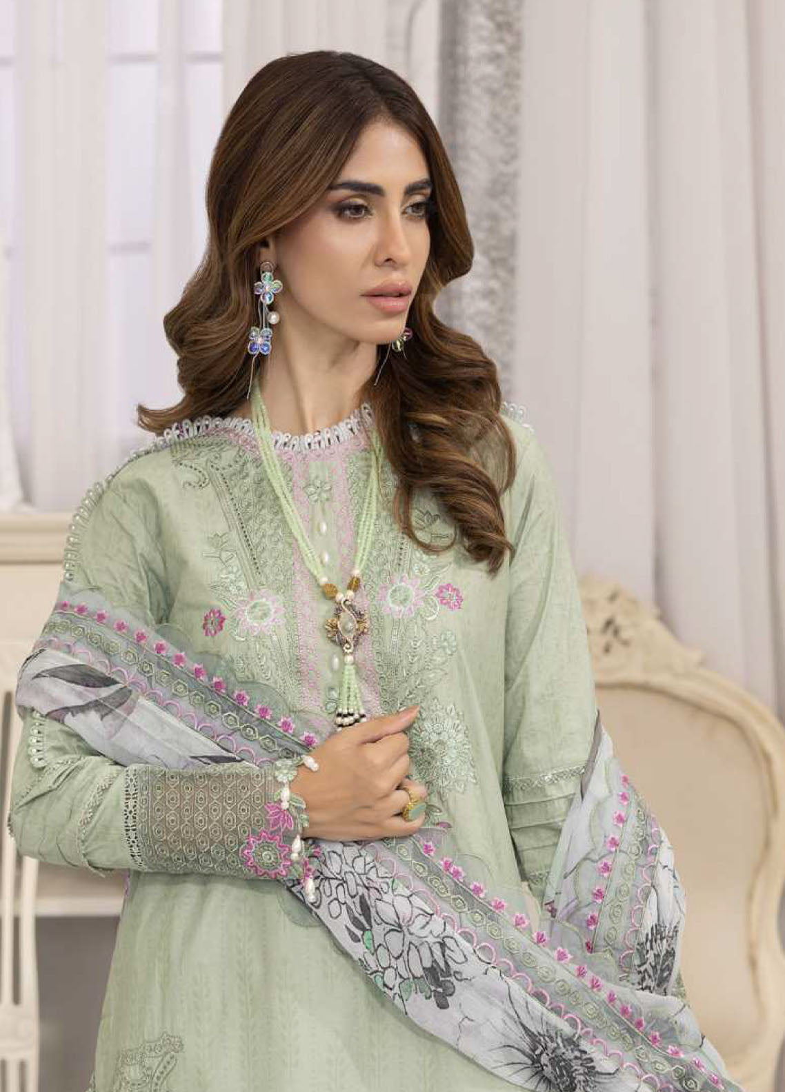 Sunshine Bloom By Alzohaib Chikankari Sequins 3 Piece Unstitched Suit AZ25SSBPV2 D-SPE-05 Sunshine Bloom By Alzohaib Chikankari Sequins 3 Piece Unstitched Suit AZ25SSBPV2 D-SPE-05