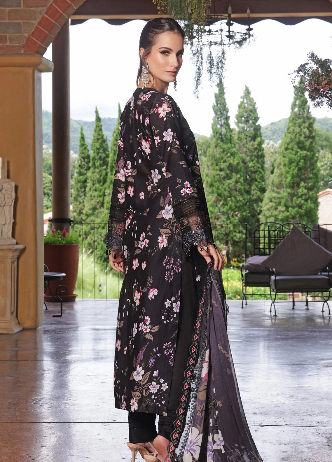 Sunshine Bloom By Alzohaib Premium Chikankari Lawn 3 Piece Unstitched Suit AZ25SSBV2 D-SBE2-03 Sunshine Bloom By Alzohaib Premium Chikankari Lawn 3 Piece Unstitched Suit AZ25SSBV2 D-SBE2-03