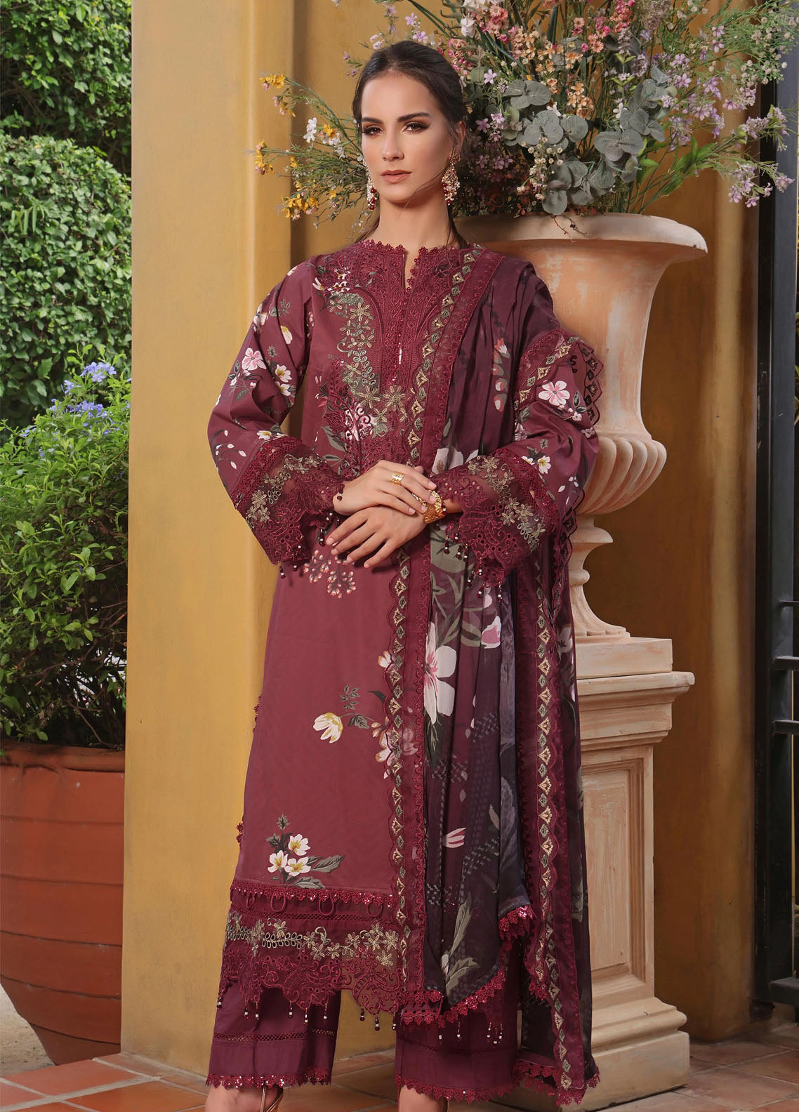 Sunshine Bloom By Alzohaib Premium Chikankari Lawn 3 Piece Unstitched Suit AZ25SSBV2 D-SBE2-05 Sunshine Bloom By Alzohaib Premium Chikankari Lawn 3 Piece Unstitched Suit AZ25SSBV2 D-SBE2-05