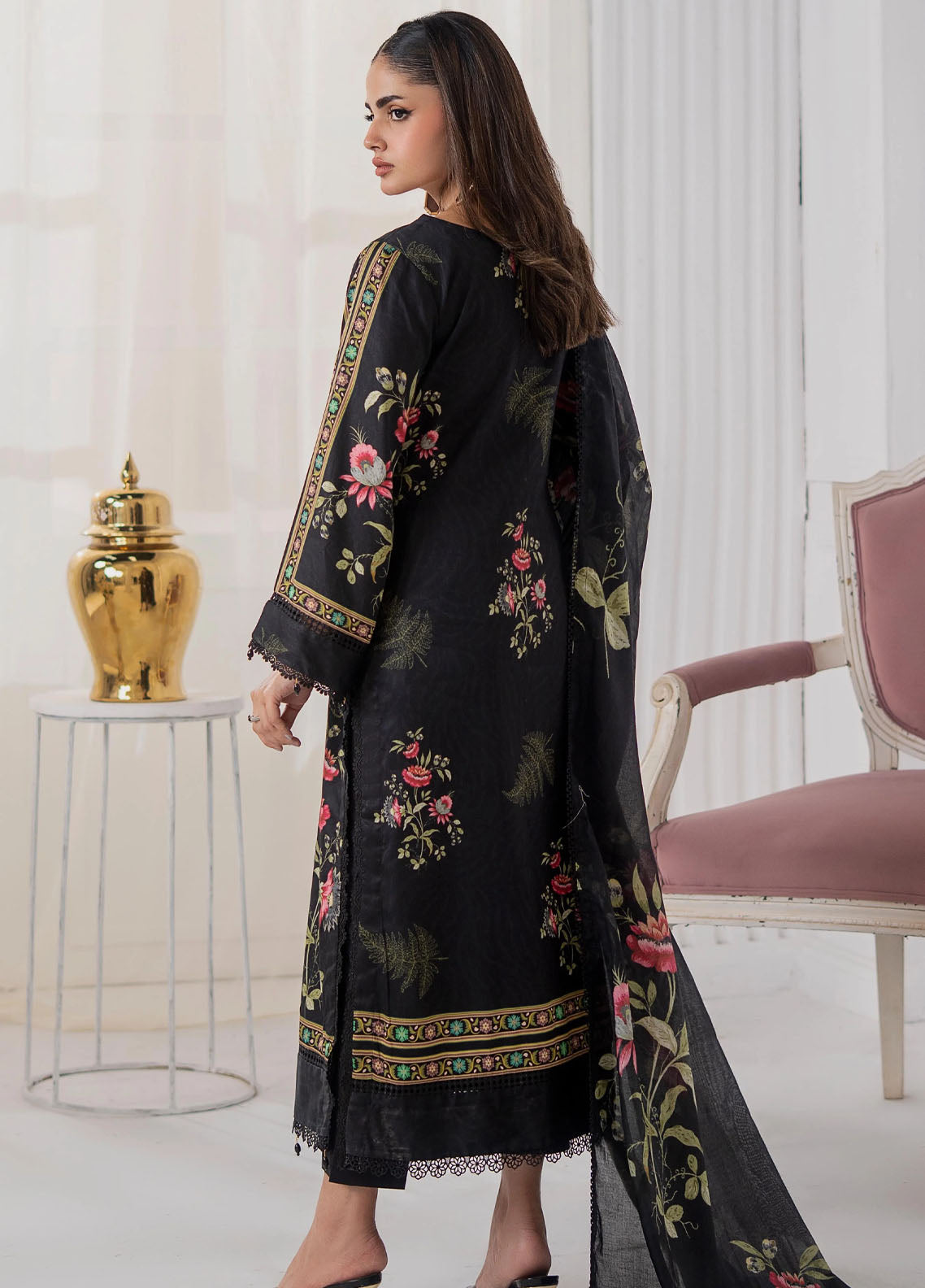 Sunshine Bloom By Alzohaib Printed Cotton Silk 3 Piece Unstitched Suit AZ25SSBW D-CSE-02 Sunshine Bloom By Alzohaib Printed Cotton Silk 3 Piece Unstitched Suit AZ25SSBW D-CSE-02