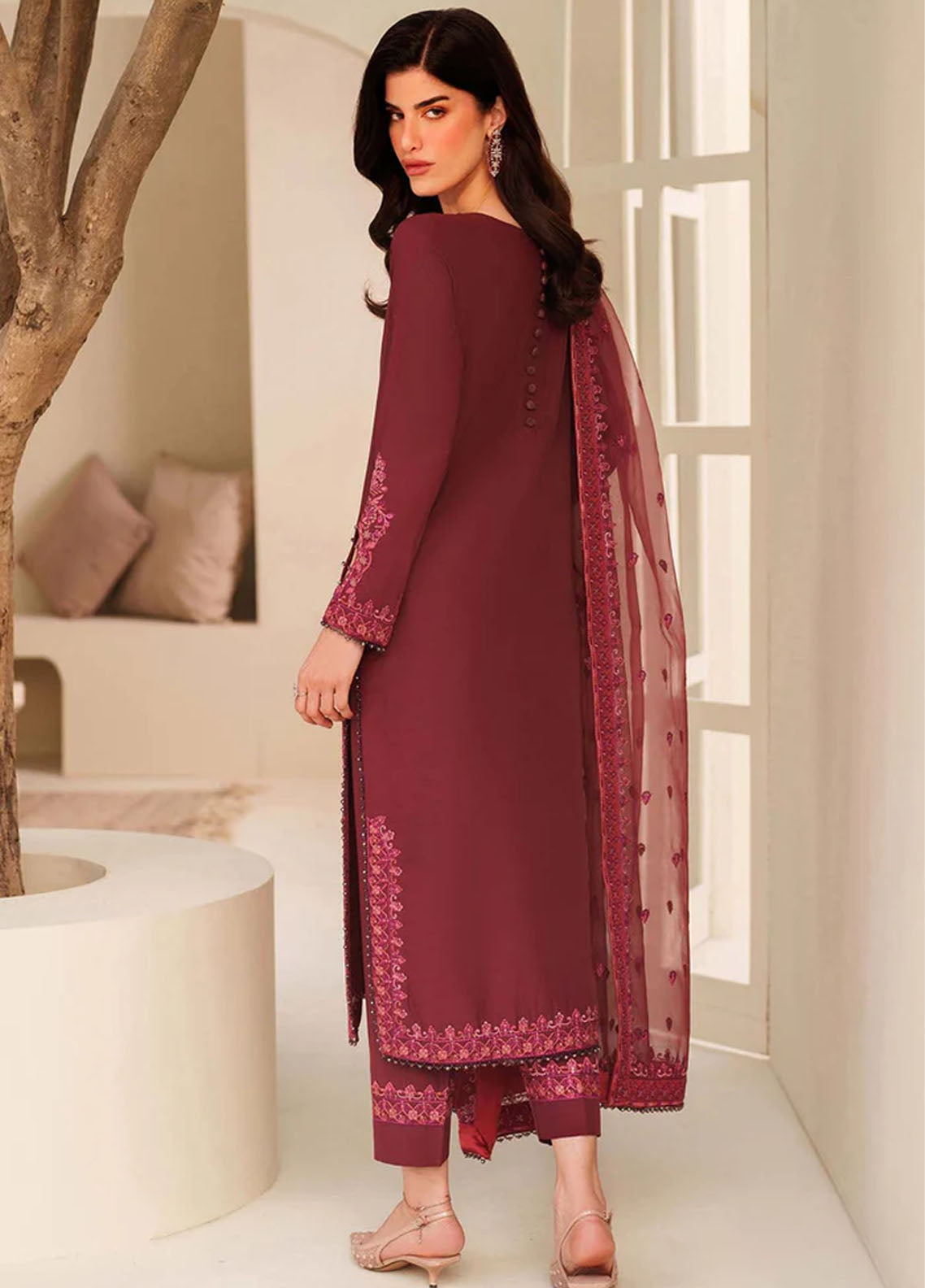 Tabeer By Zarif Embroidered Raw Silk 3 Piece Unstitched Suit ZF26TTSE D-ZE-TS-01 MALIKA Tabeer By Zarif Embroidered Raw Silk 3 Piece Unstitched Suit ZF26TTSE D-ZE-TS-01 MALIKA