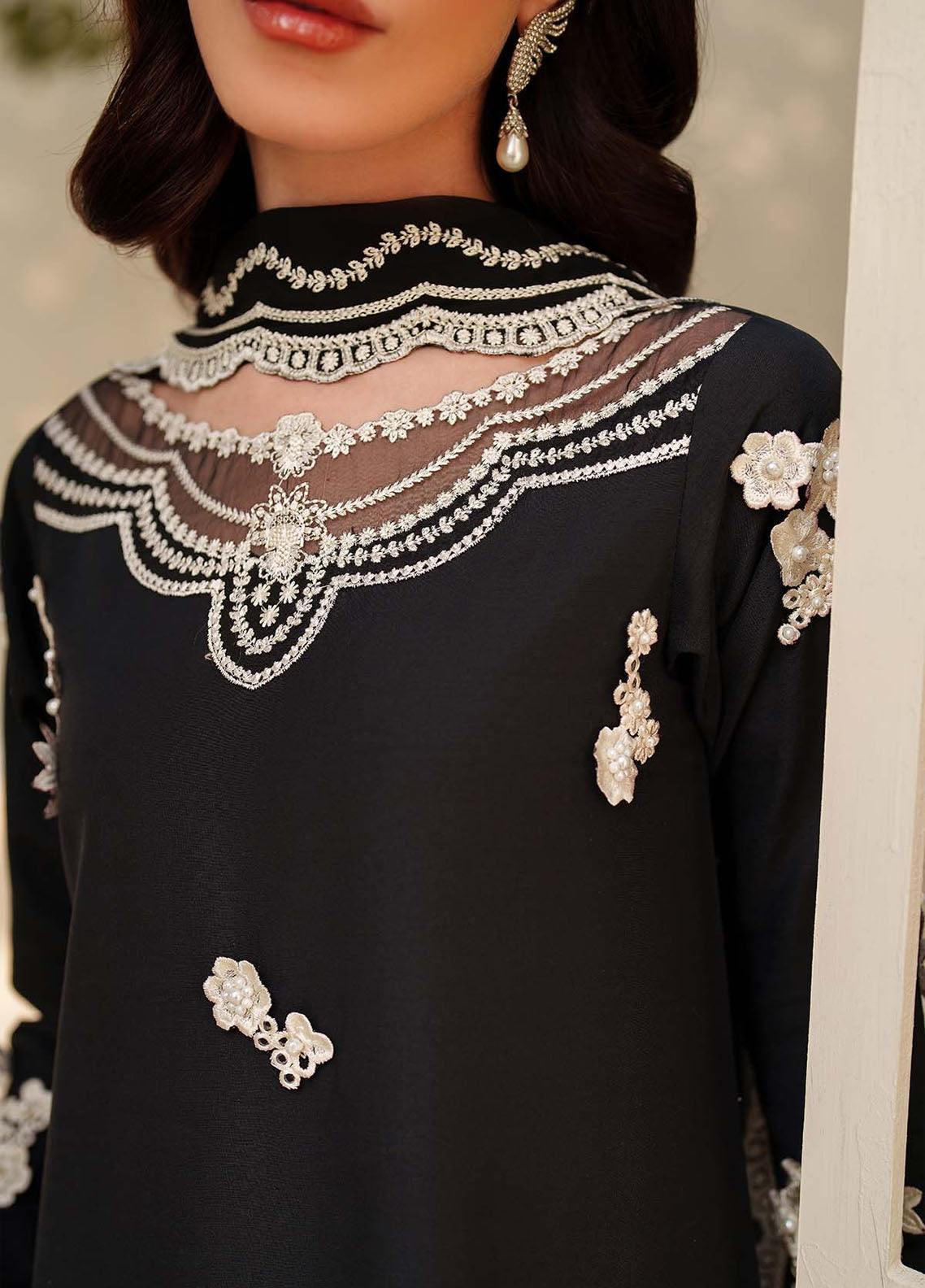 Tabeer By Zarif Embroidered Raw Silk 3 Piece Unstitched Suit ZF26TTSE D-ZE-TS-03 ZAREEN Tabeer By Zarif Embroidered Raw Silk 3 Piece Unstitched Suit ZF26TTSE D-ZE-TS-03 ZAREEN