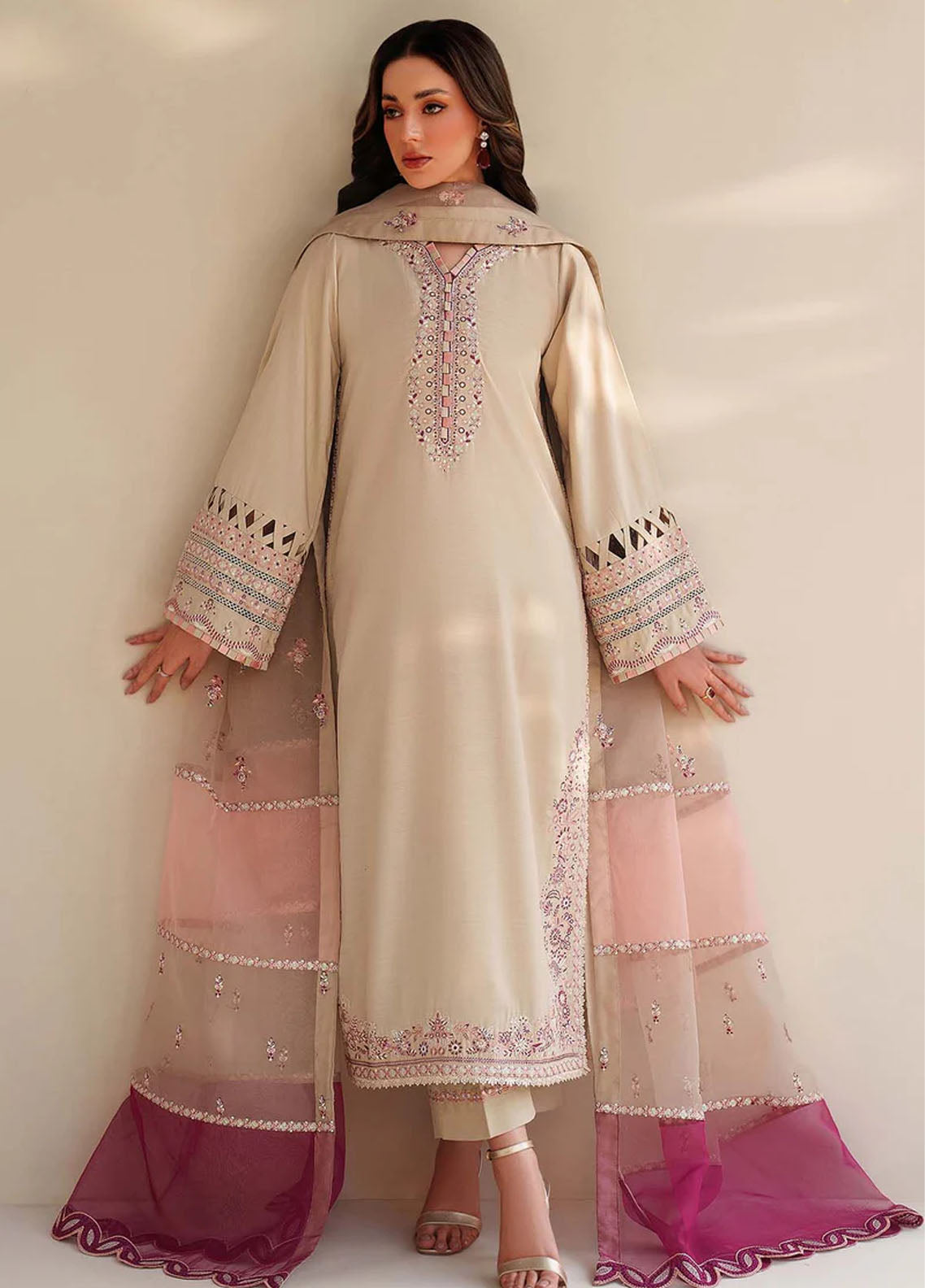 Tabeer By Zarif Embroidered Raw Silk 3 Piece Unstitched Suit ZF26TTSE D-ZE-TS-06 RAAG Tabeer By Zarif Embroidered Raw Silk 3 Piece Unstitched Suit ZF26TTSE D-ZE-TS-06 RAAG