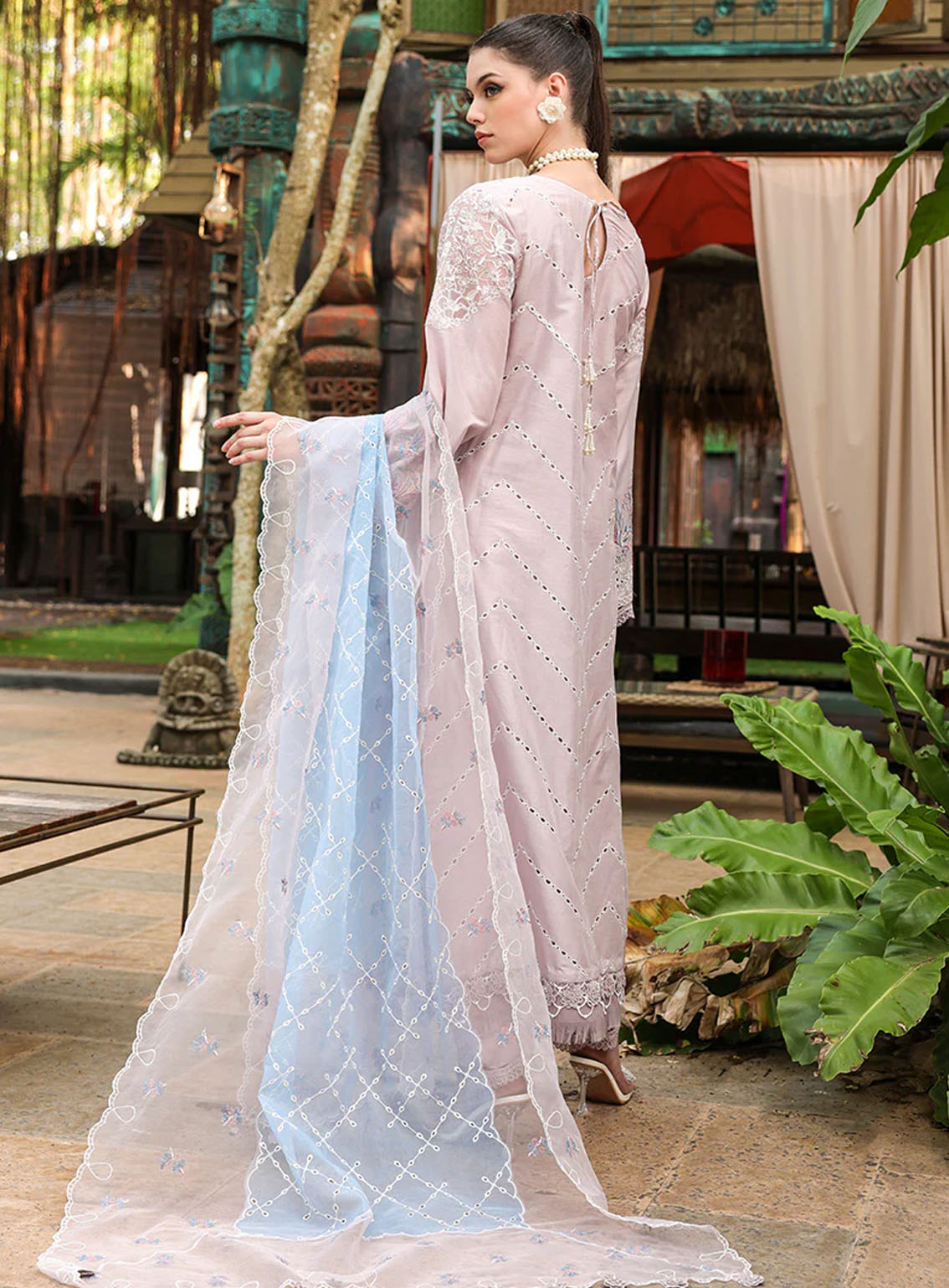 Tabeer Luxury Embroidered Lawn 3 Piece Unstitched Suit TBR24L D-03 Tabeer Luxury Embroidered Lawn 3 Piece Unstitched Suit TBR24L D-03