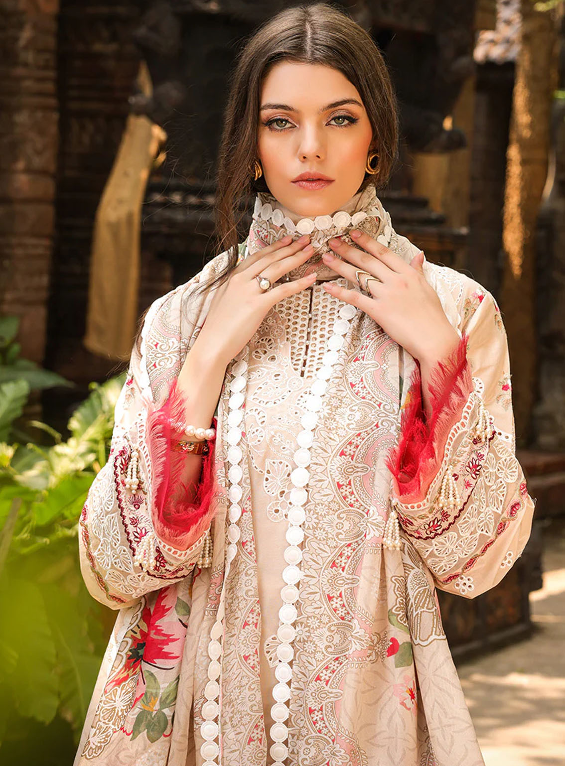 Tabeer Luxury Embroidered Lawn 3 Piece Unstitched Suit TBR24L D-04 Tabeer Luxury Embroidered Lawn 3 Piece Unstitched Suit TBR24L D-04