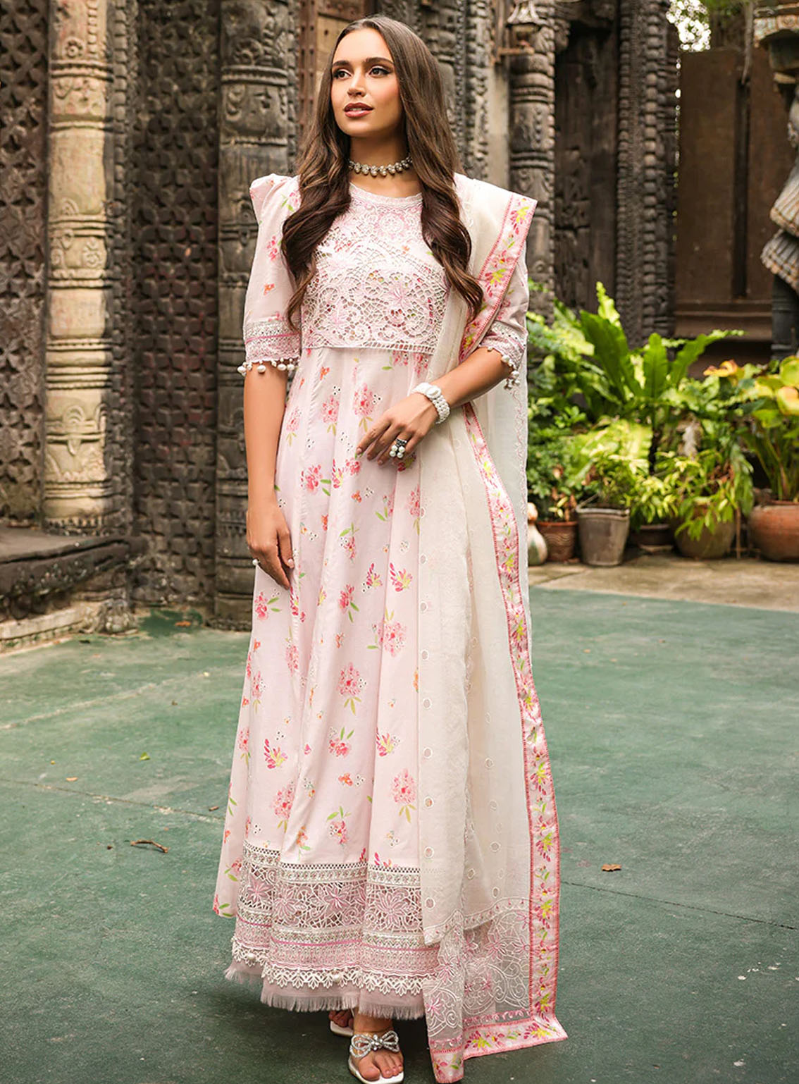 Tabeer Luxury Embroidered Lawn 3 Piece Unstitched Suit TBR24L D-05 Tabeer Luxury Embroidered Lawn 3 Piece Unstitched Suit TBR24L D-05