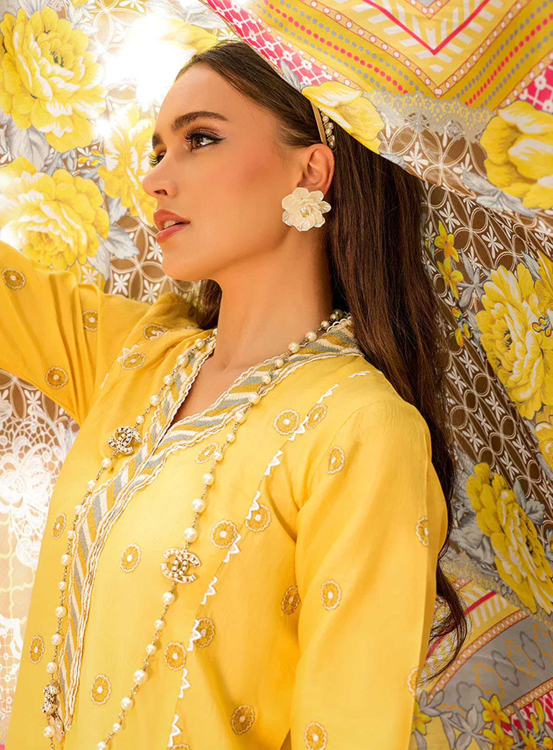 Tabeer Luxury Embroidered Lawn 3 Piece Unstitched Suit TBR24L D-06 Tabeer Luxury Embroidered Lawn 3 Piece Unstitched Suit TBR24L D-06