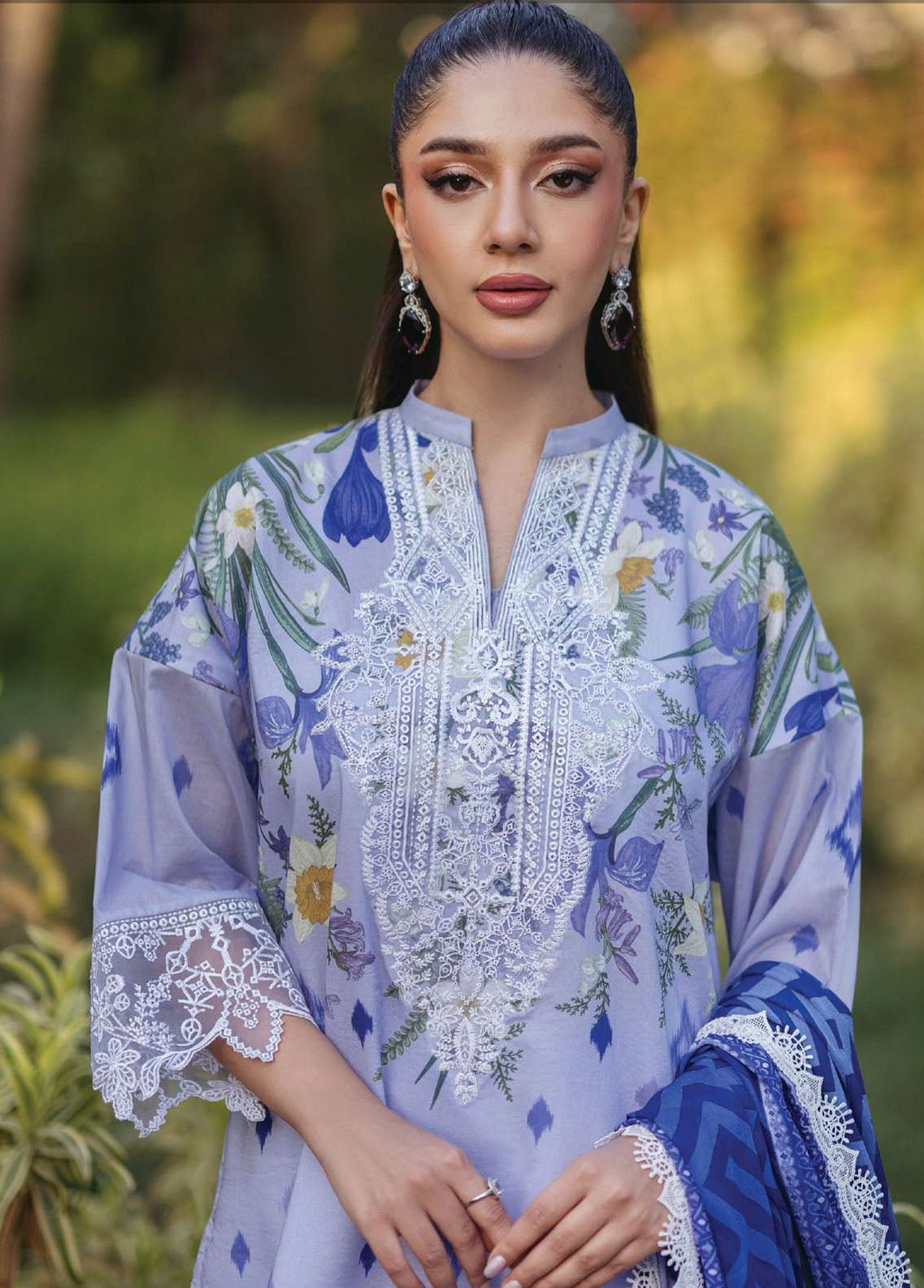 Tahra By Zainab Chottani Embroidered Lawn 3 Piece Unstitched Suit ZC24T 6A RAHA Tahra By Zainab Chottani Embroidered Lawn 3 Piece Unstitched Suit ZC24T 6A RAHA