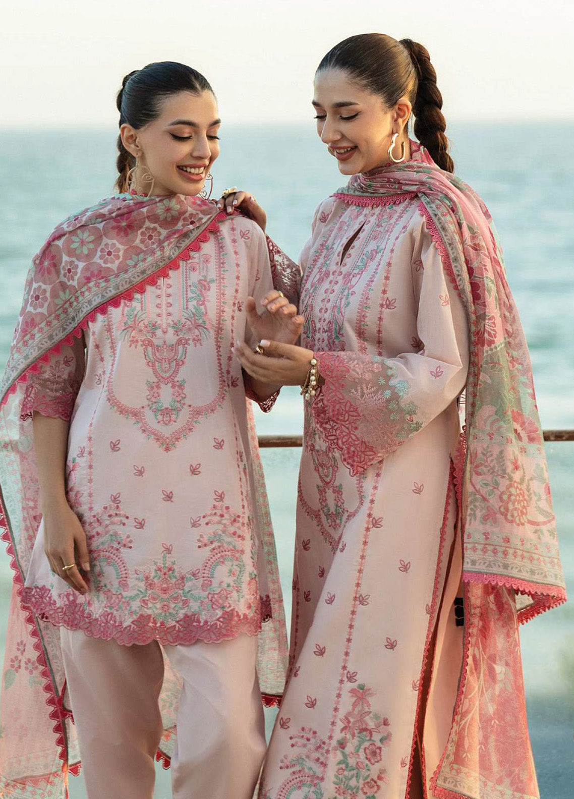 Tahra By Zainab Chottani Embroidered Lawn 3 Piece Unstitched Suit ZC25TL D-13 KAIRA Tahra By Zainab Chottani Embroidered Lawn 3 Piece Unstitched Suit ZC25TL D-13 KAIRA