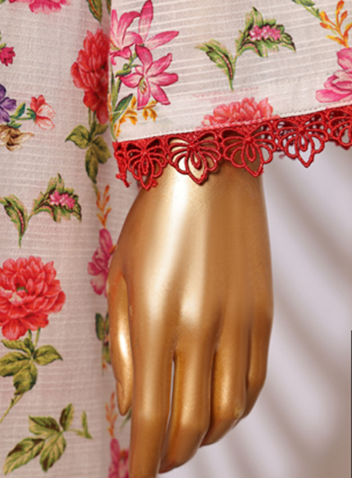 Tehwar By Aifa Embroidered Lawn 3 Piece Unstitched Suit AI24C AF-TWR-24203 Tehwar By Aifa Embroidered Lawn 3 Piece Unstitched Suit AI24C AF-TWR-24203