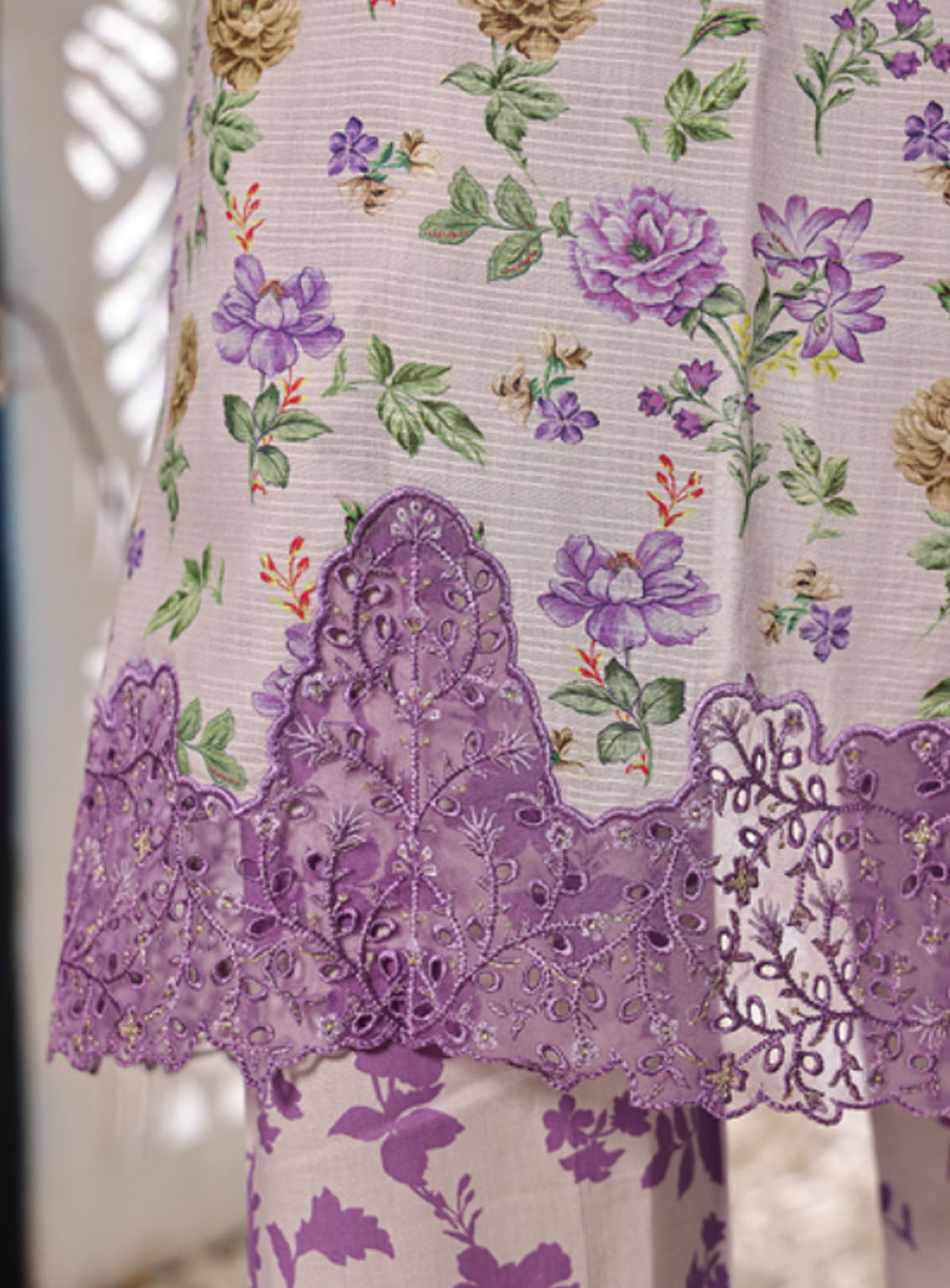 Tehwar By Aifa Embroidered Lawn 3 Piece Unstitched Suit AI24C AF-TWR-24210 Tehwar By Aifa Embroidered Lawn 3 Piece Unstitched Suit AI24C AF-TWR-24210