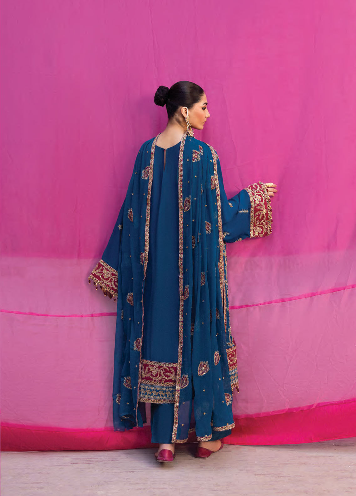 The Empress By Emaan Adeel Embroidered Chiffon 3 Piece Unstitched Suit EA25TEFW D-VELANIS The Empress By Emaan Adeel Embroidered Chiffon 3 Piece Unstitched Suit EA25TEFW D-VELANIS