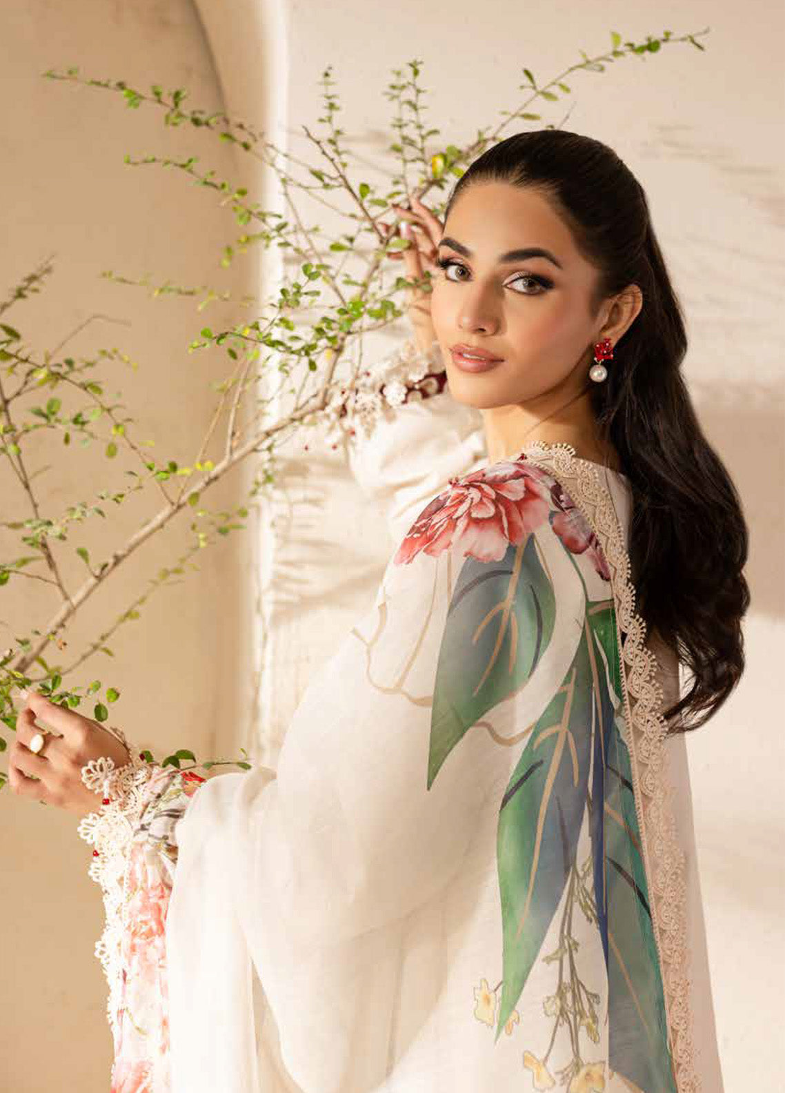 The Summer Garden By Parishay Embroidered Lawn 3 Piece Unstitched Suit PR25TSG D-SG-06 The Summer Garden By Parishay Embroidered Lawn 3 Piece Unstitched Suit PR25TSG D-SG-06