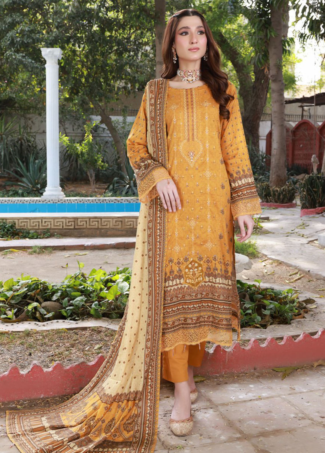 Thread Kari By Schick Embroidered Lawn 3 Piece Unstitched Suit SDH24TKEL D-03 Thread Kari By Schick Embroidered Lawn 3 Piece Unstitched Suit SDH24TKEL D-03