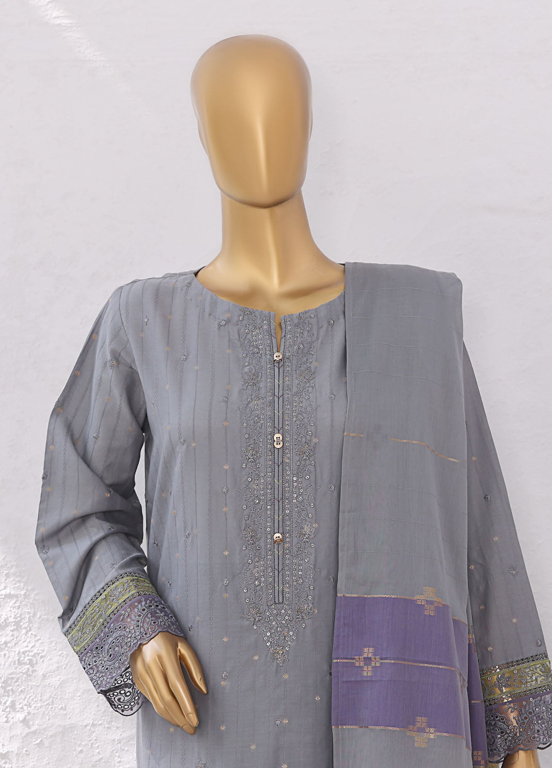 Turkish By HZ Textiles Embroidered Jacquard 3 Piece Unstitched Suit HZ25TJV1 D-TJE-105 Turkish By HZ Textiles Embroidered Jacquard 3 Piece Unstitched Suit HZ25TJV1 D-TJE-105