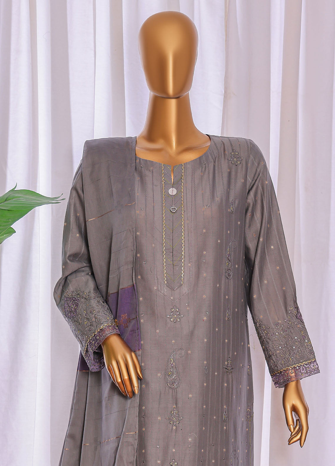 Turkish By HZ Textiles Embroidered Jacquard 3 Piece Unstitched Suit HZ25TJV3 D-TJE-105-C Turkish By HZ Textiles Embroidered Jacquard 3 Piece Unstitched Suit HZ25TJV3 D-TJE-105-C