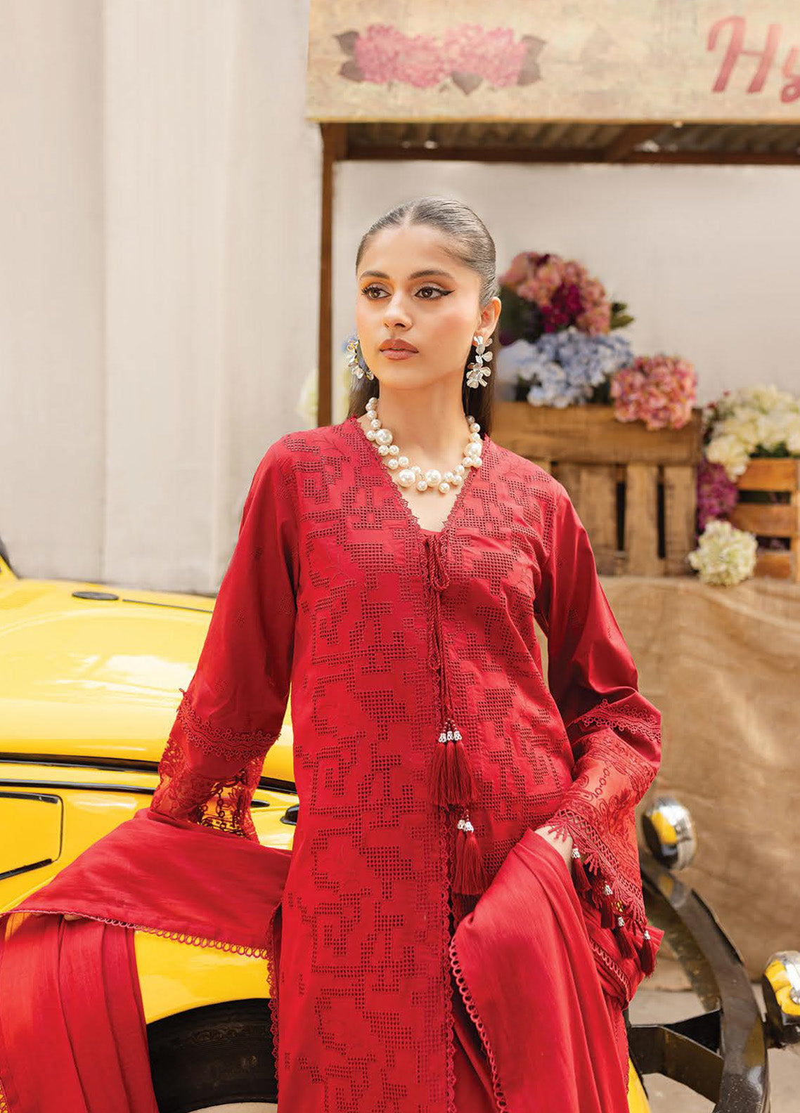 Twilight By Mahnur Embroidered Lawn 3 Piece Unstitched Suit MN25TL D-01A CARMINE Twilight By Mahnur Embroidered Lawn 3 Piece Unstitched Suit MN25TL D-01A CARMINE