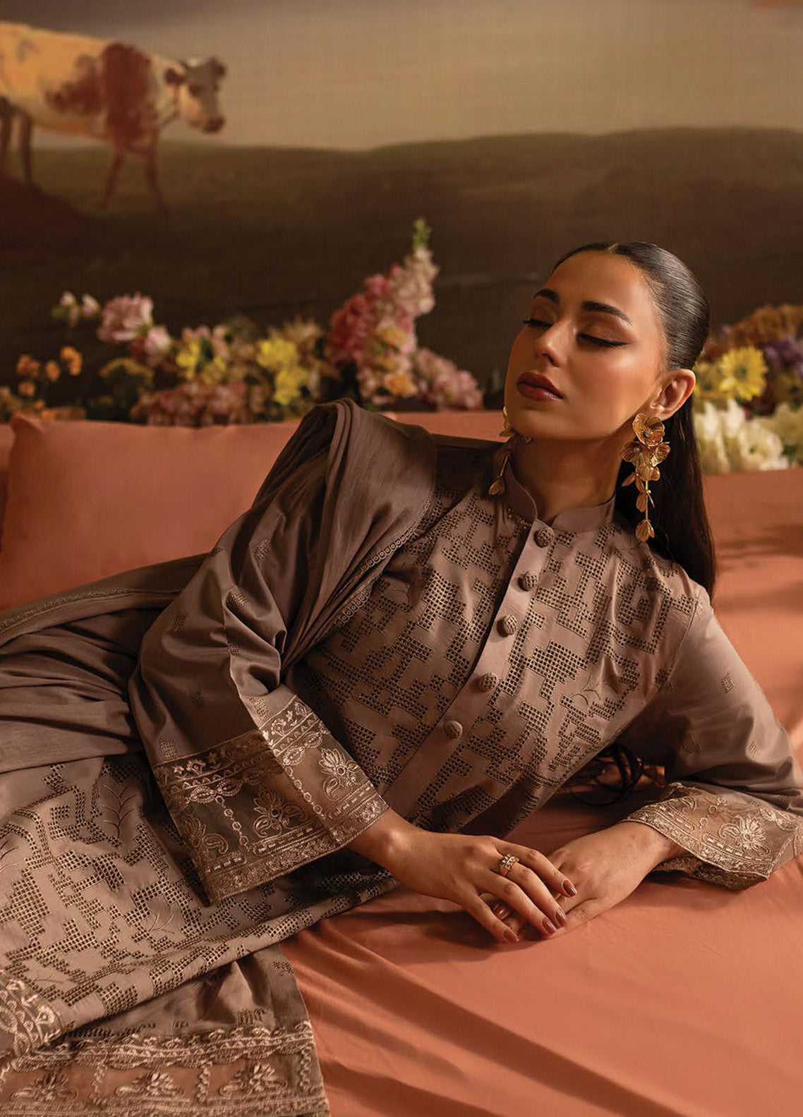 Twilight By Mahnur Embroidered Lawn 3 Piece Unstitched Suit MN25TL D-01B SIENNA Twilight By Mahnur Embroidered Lawn 3 Piece Unstitched Suit MN25TL D-01B SIENNA